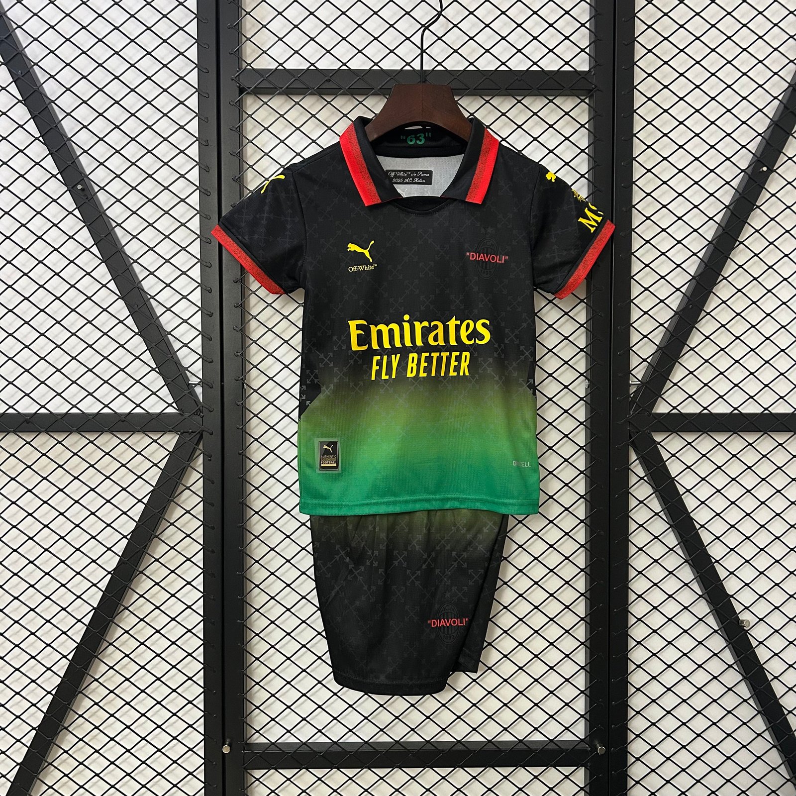 CAMISETA CUARTA EQUIPACIÓN AC MILAN 24/25 VERSIÓN INFANTIL