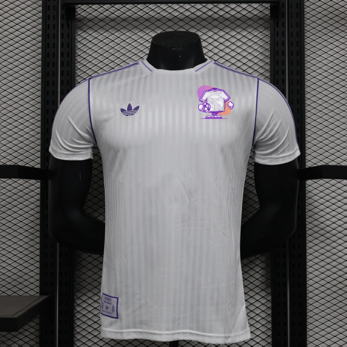 POLERA DE SALIDA REAL MADRID 24/25 VERSIÓN JUGADOR