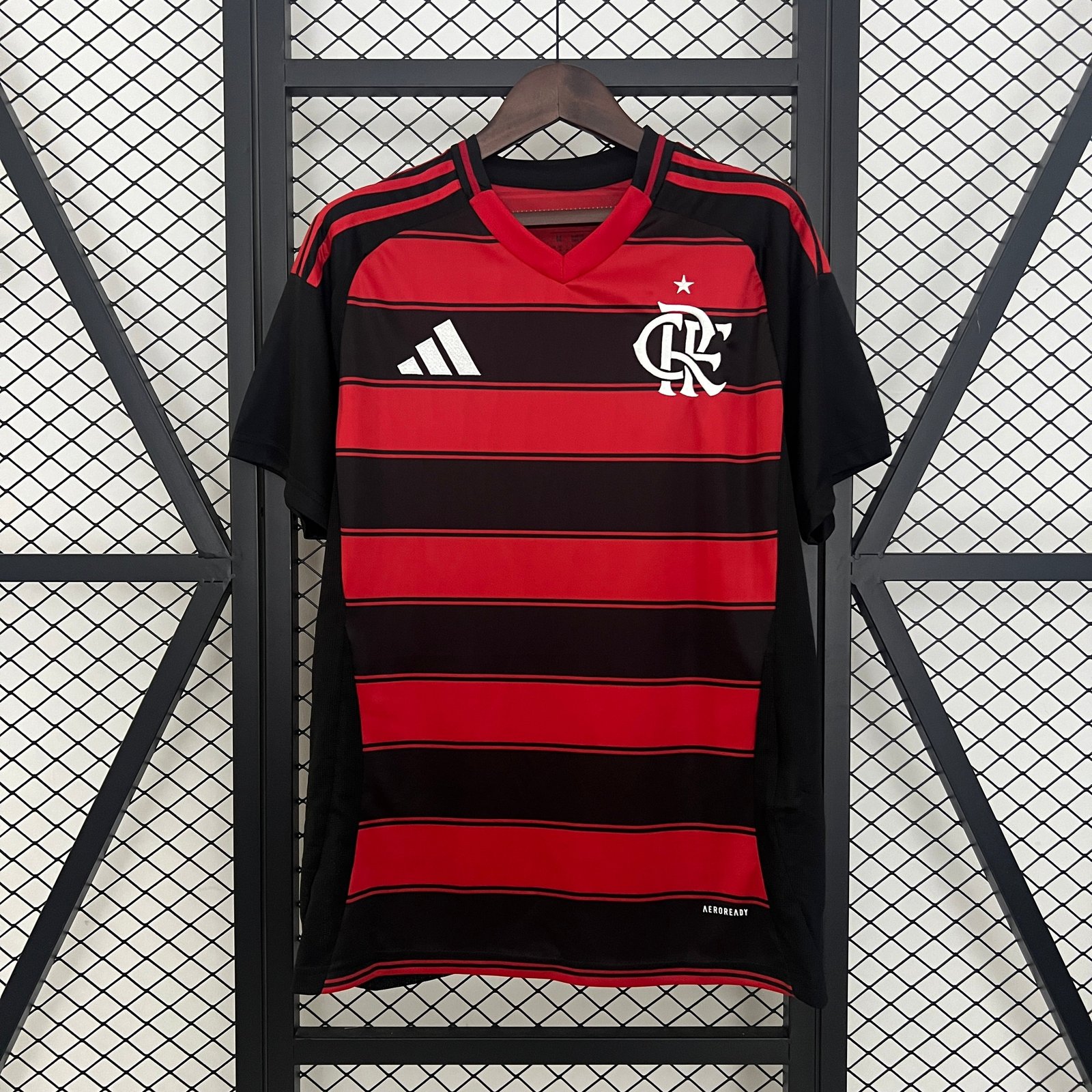 CAMISETA PRIMERA EQUIPACIÓN FLAMENGO 2025 VERSIÓN FAN