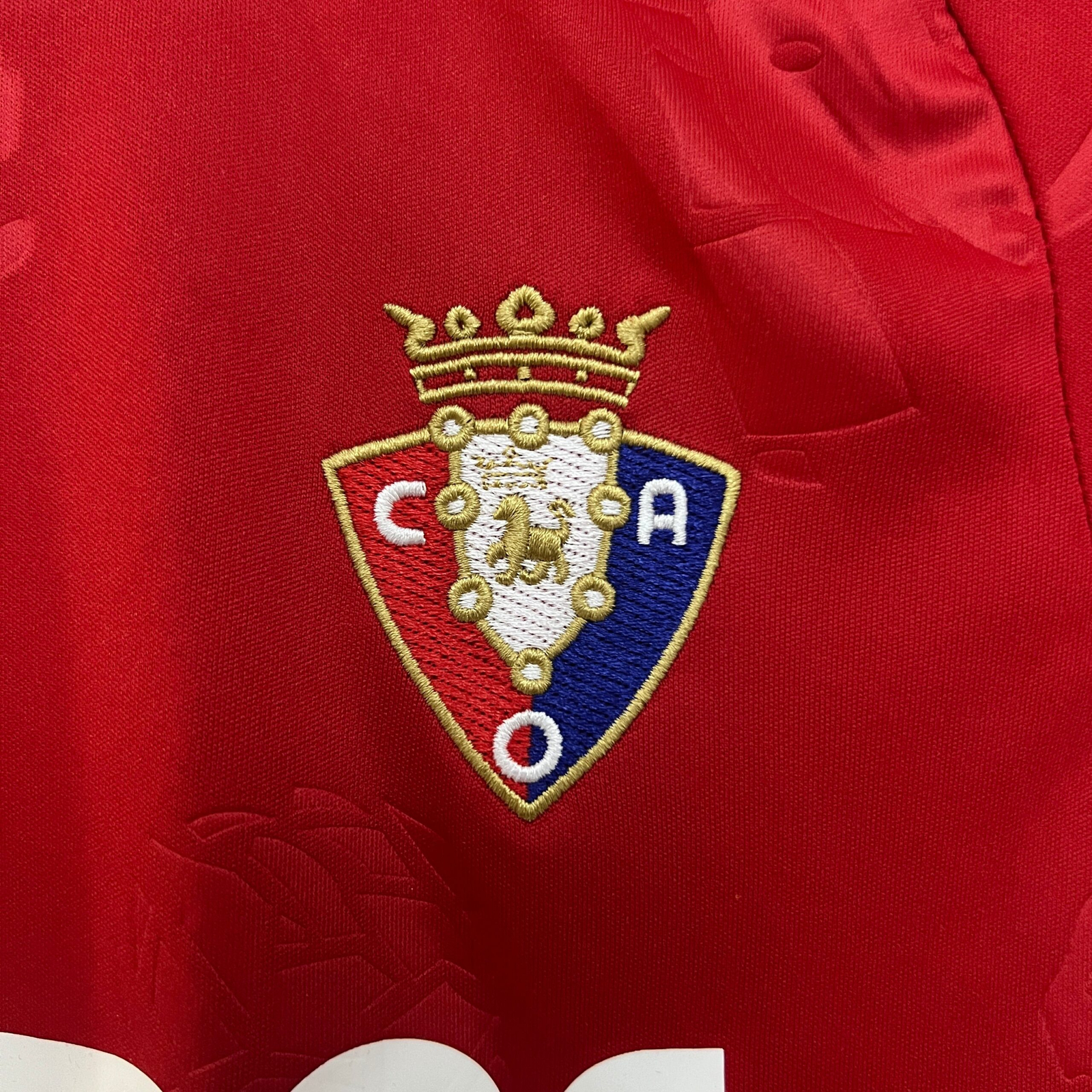 CAMISETA PRIMERA EQUIPACIÓN OSASUNA 24/25 VERSIÓN INFANTIL - Imagen 4