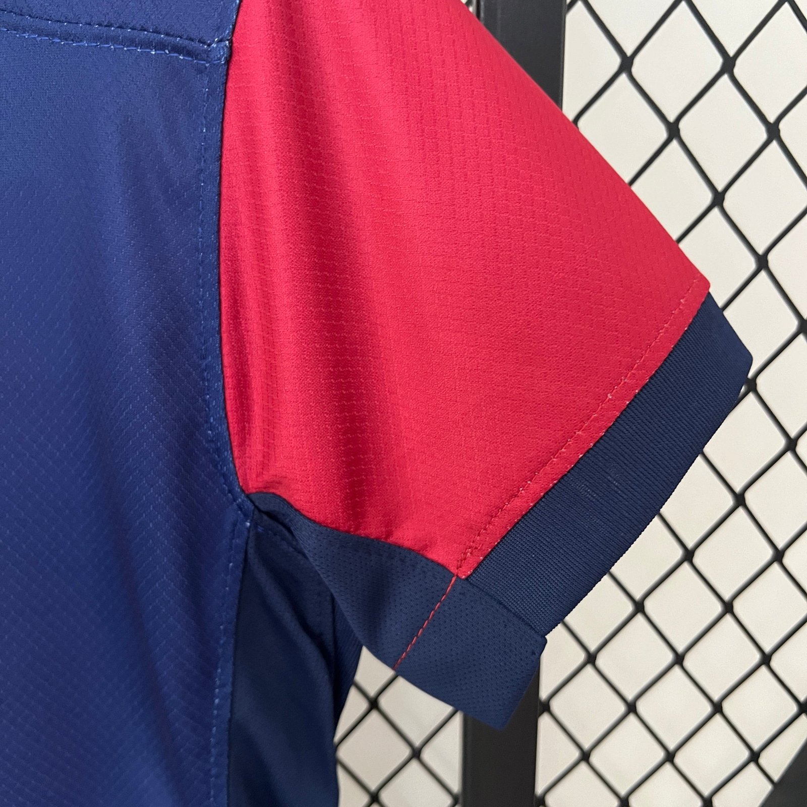 CAMISETA PRIMERA EQUIPACIÓN BARCELONA 24/25 VERSIÓN FEMENINA - Imagen 5