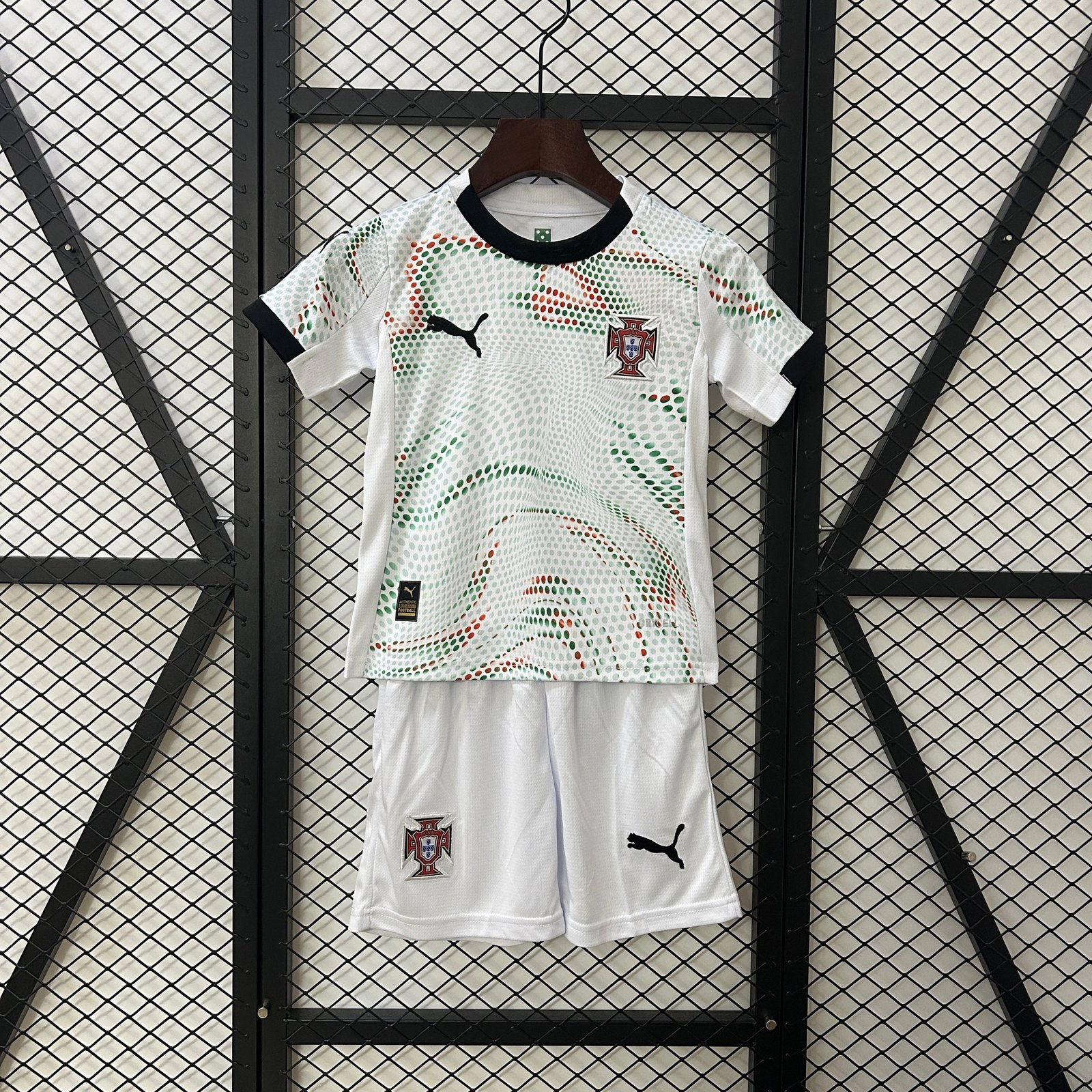 CAMISETA SEGUNDA EQUIPACIÓN PORTUGAL 2025 VERSIÓN INFANTIL