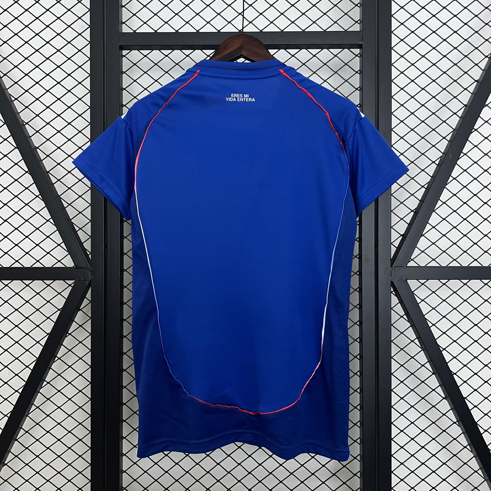 CAMISETA PRIMERA EQUIPACIÓN U. DE CHILE 2025 VERSIÓN FEMENINA - Imagen 9