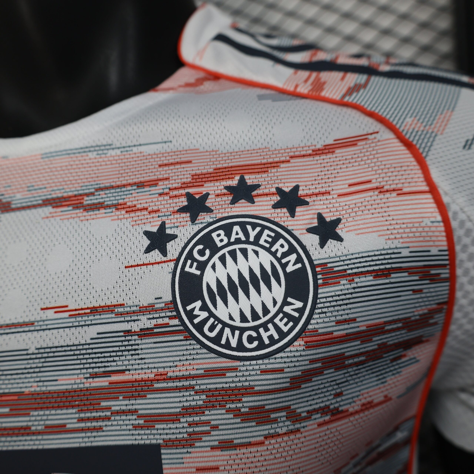 CAMISETA SEGUNDA EQUIPACIÓN BAYERN MUNICH 25/26 VERSIÓN JUGADOR - Imagen 4