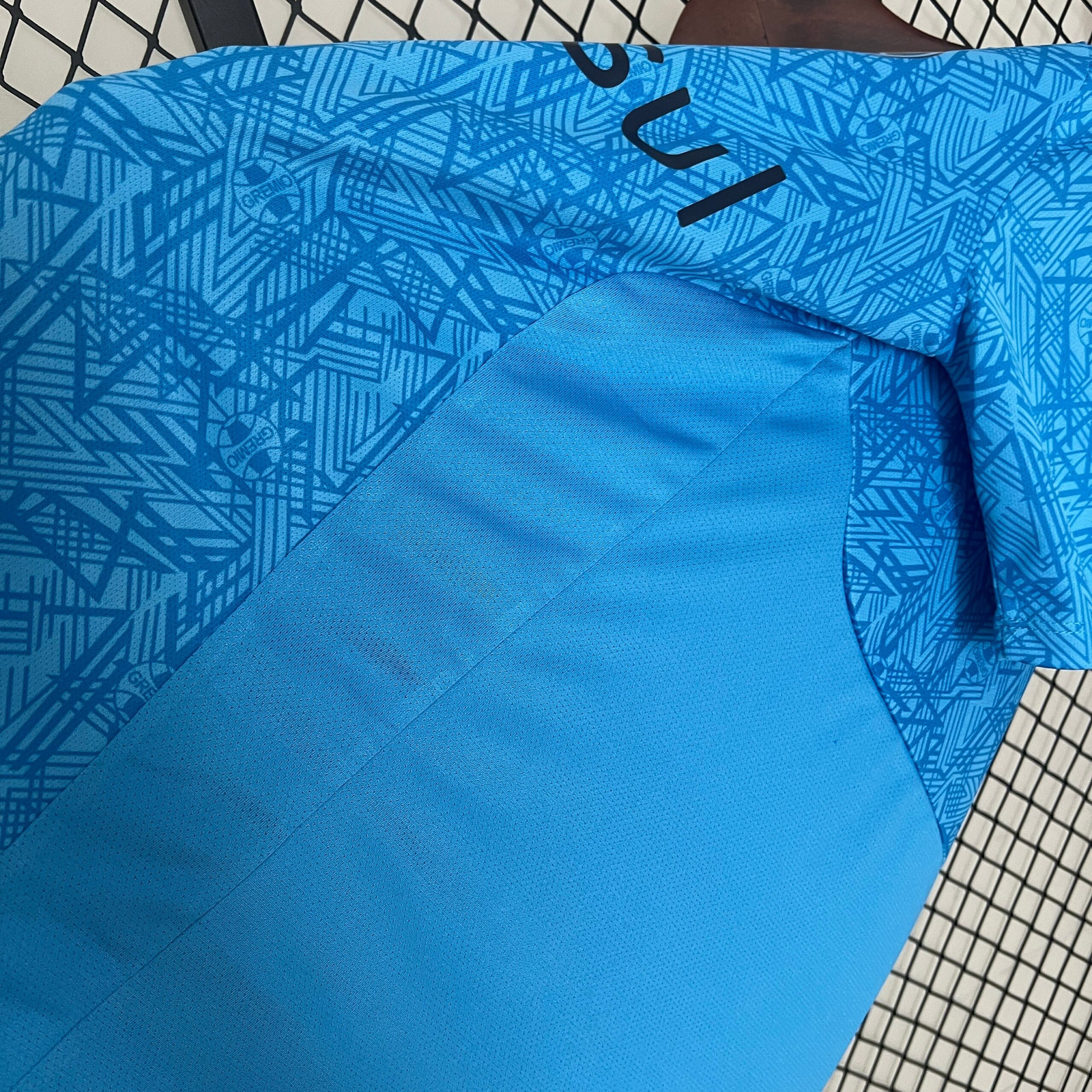 CAMISETA ARQUERO GREMIO 2024 VERSIÓN FAN - Imagen 6