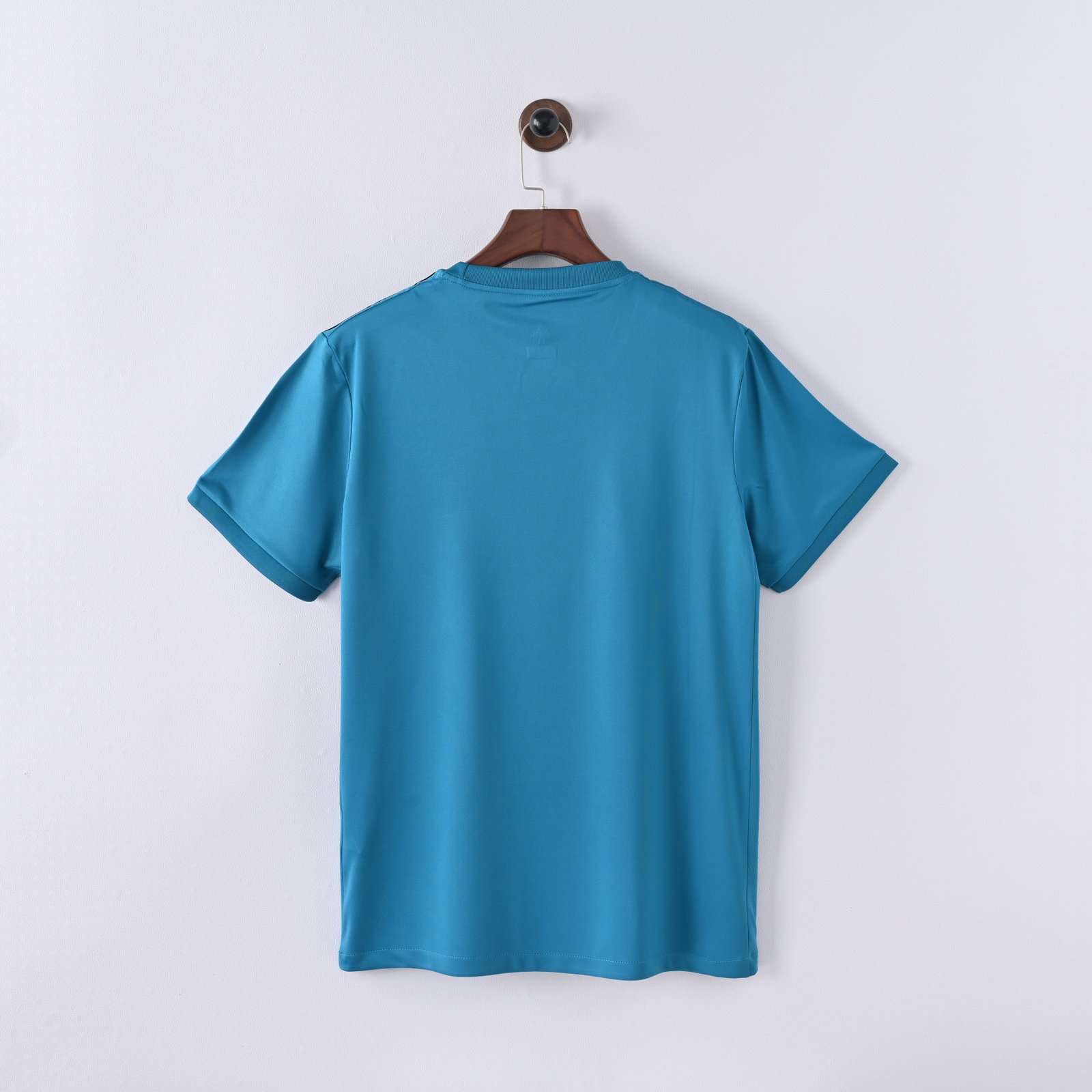 CAMISETA TERCERA EQUIPACIÓN REAL MADRID 2017/18 - Imagen 8