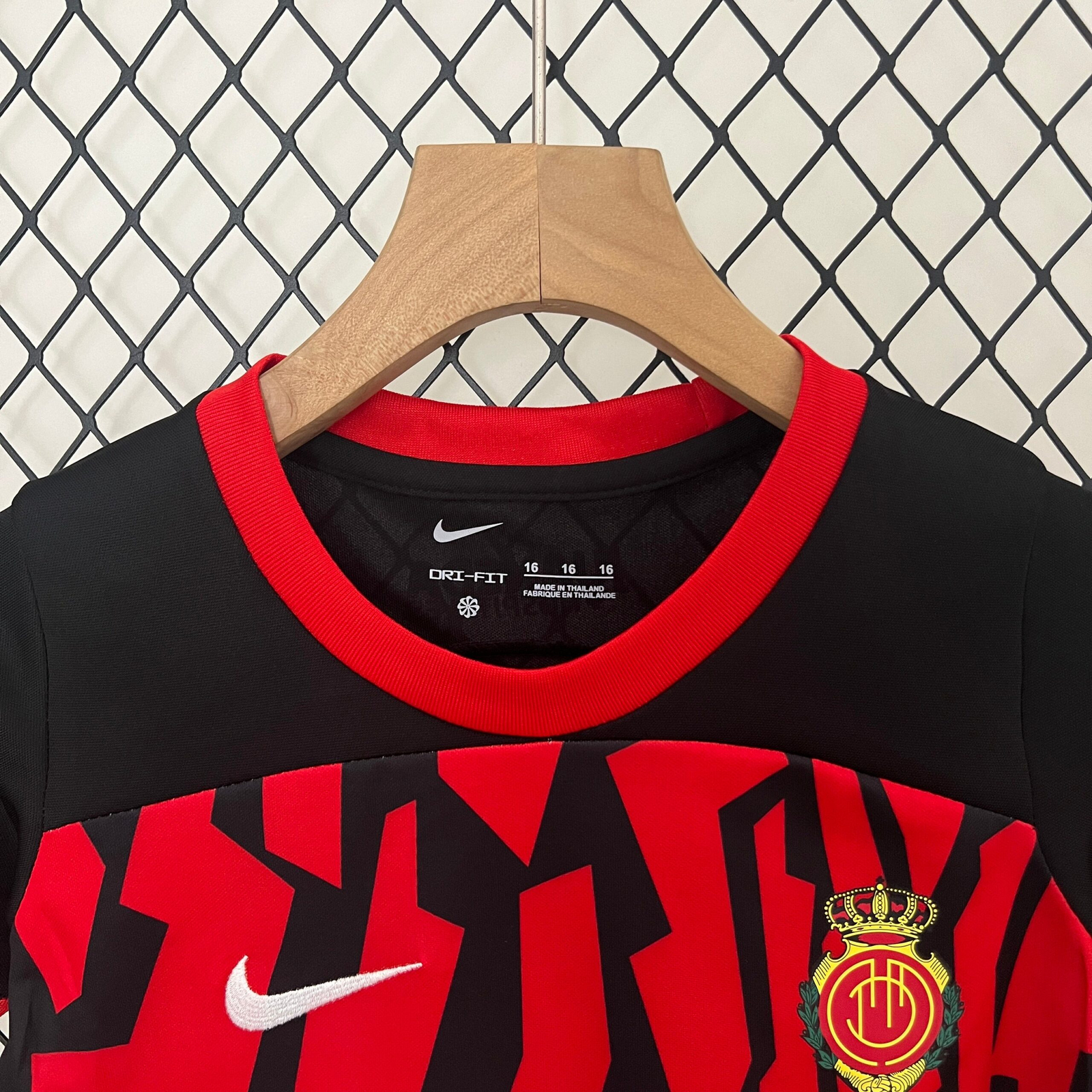 CAMISETA PRIMERA EQUIPACIÓN MALLORCA 24/25 VERSIÓN INFANTIL - Imagen 2