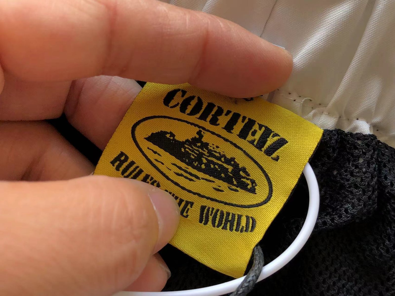 DEALA KNIT SHORTS CORTEIZ - Imagen 7