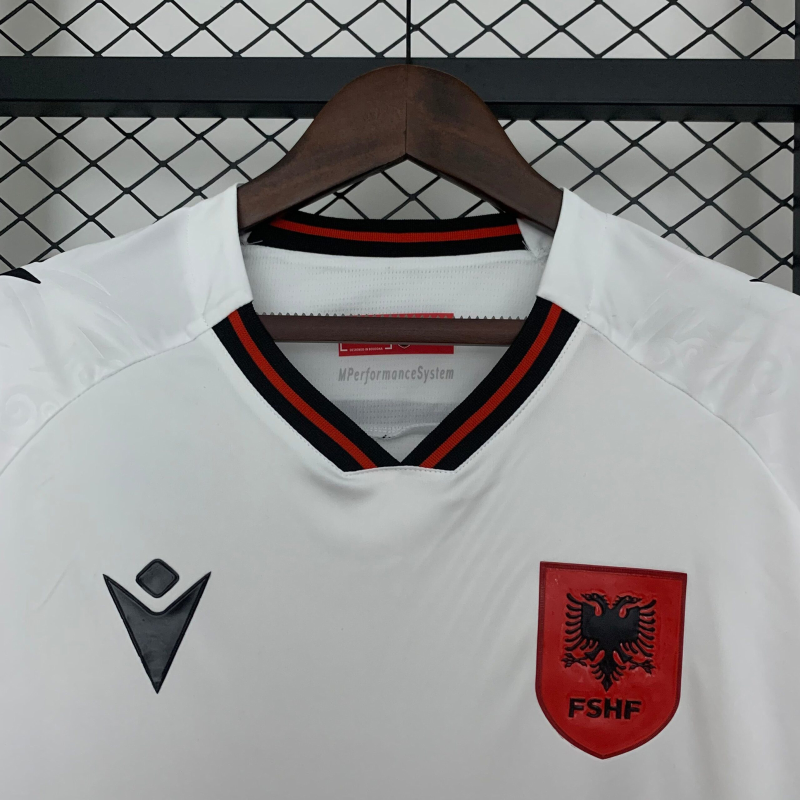 CAMISETA SEGUNDA EQUIPACIÓN ALBANIA 2025 VERSIÓN FAN - Imagen 2