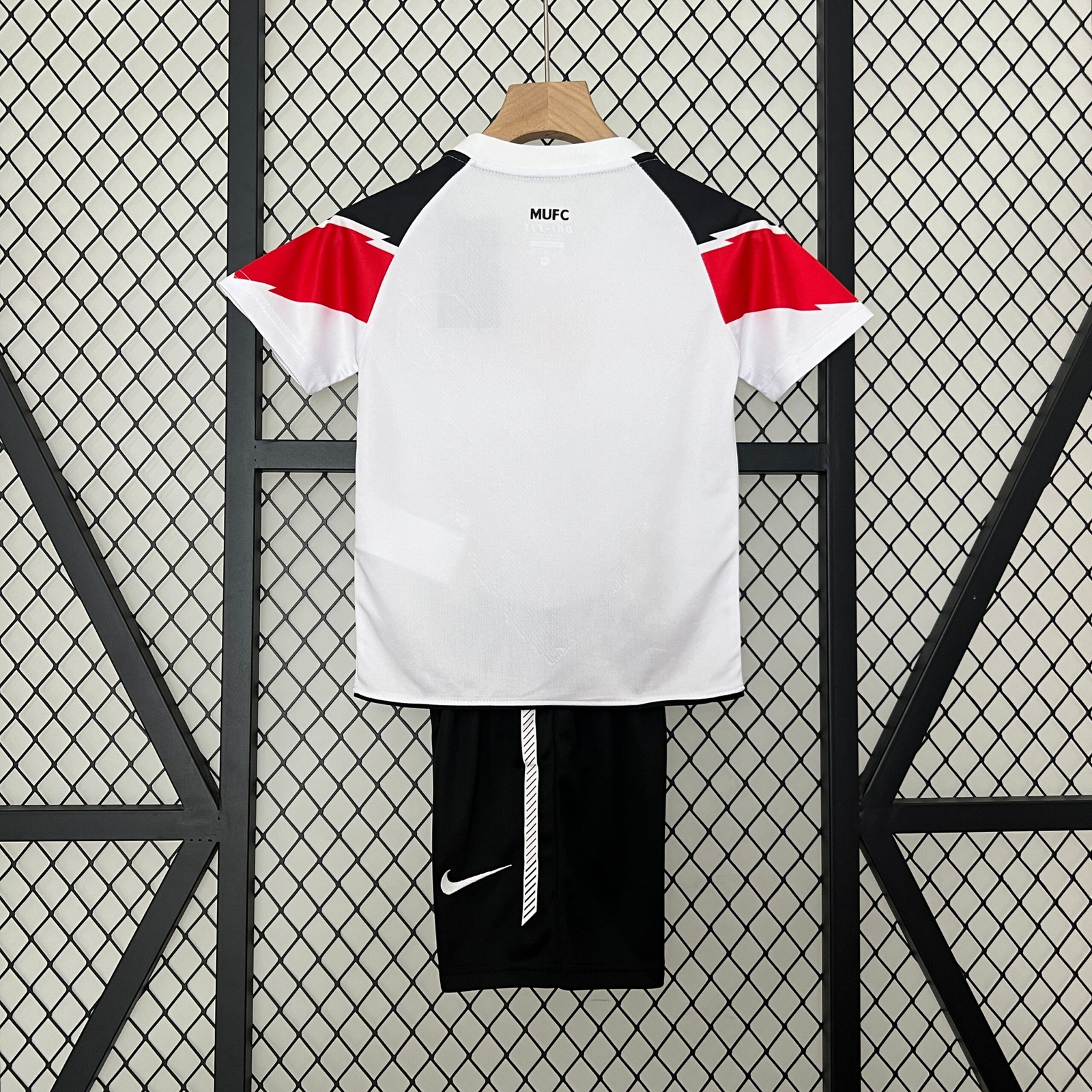 CAMISETA SEGUNDA EQUIPACIÓN MANCHESTER UNITED 2010/11 INFANTIL - Imagen 10