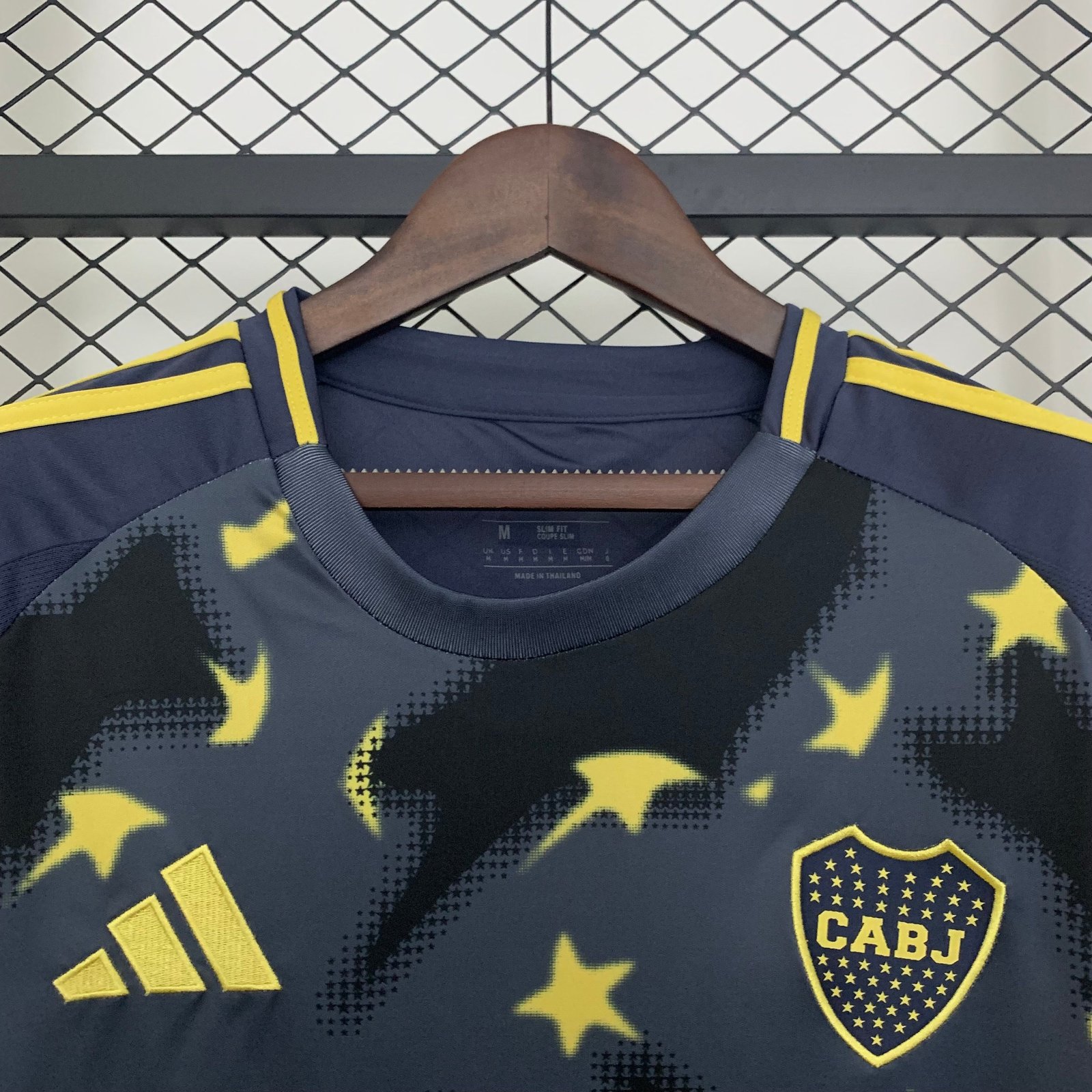 CAMISETA TERCERA EQUIPACIÓN BOCA JUNIORS 2025 VERSIÓN FAN - Imagen 2