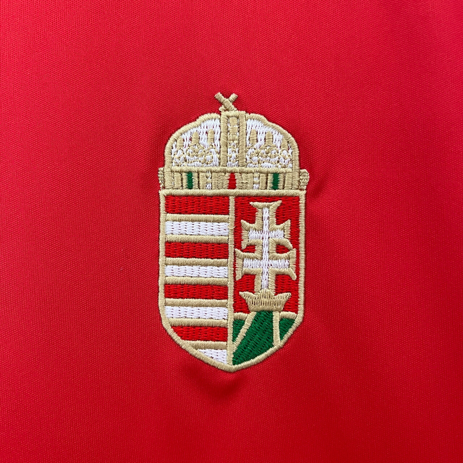 CAMISETA PRIMERA EQUIPACIÓN HUNGRÍA 2024 VERSIÓN FAN - Imagen 5