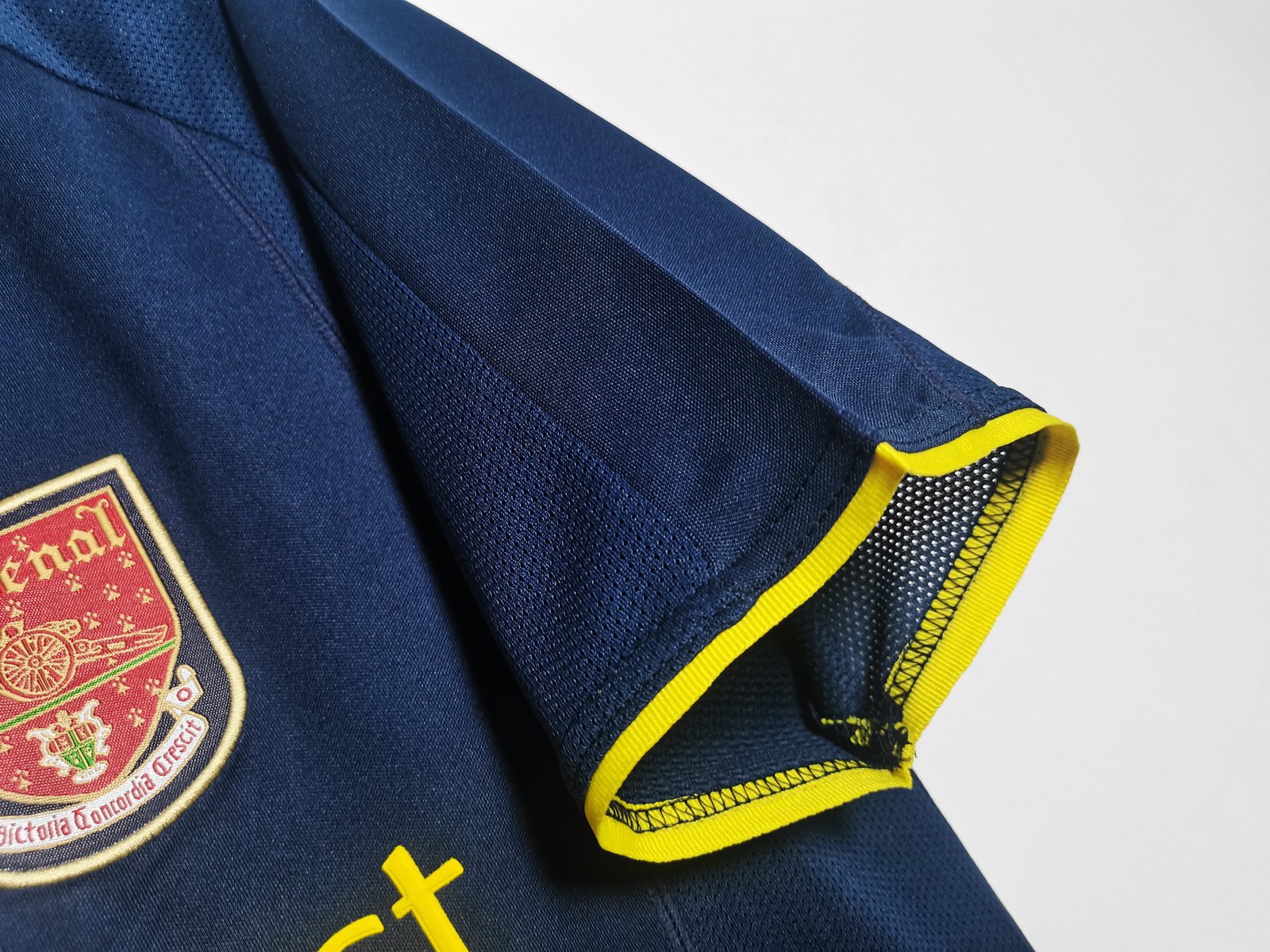 CAMISETA TERCERA EQUIPACIÓN ARSENAL 2000/02 - Imagen 7