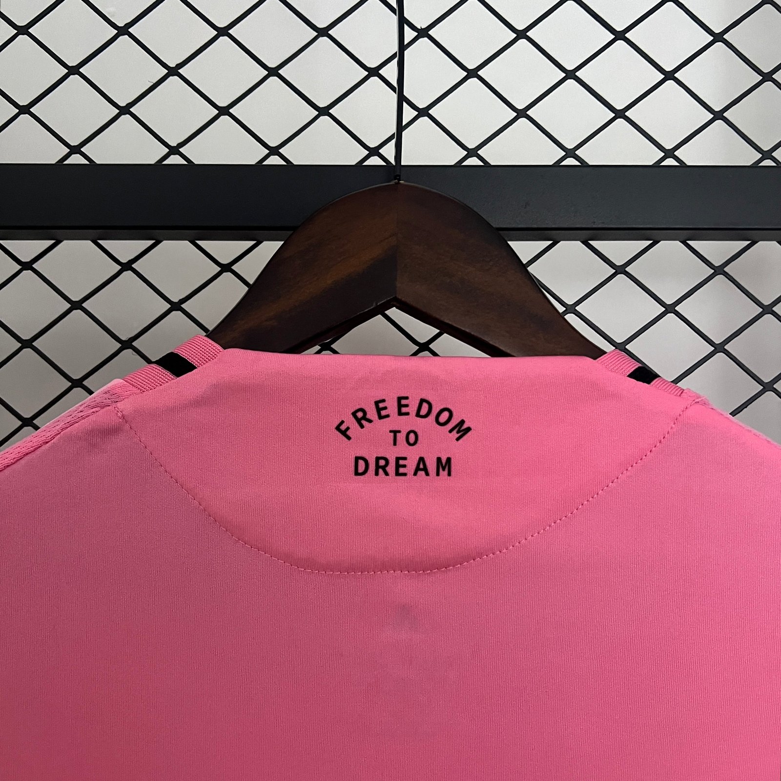 CAMISETA PRIMERA EQUIPACIÓN INTER DE MIAMI 2025 VERSIÓN FAN - Imagen 10