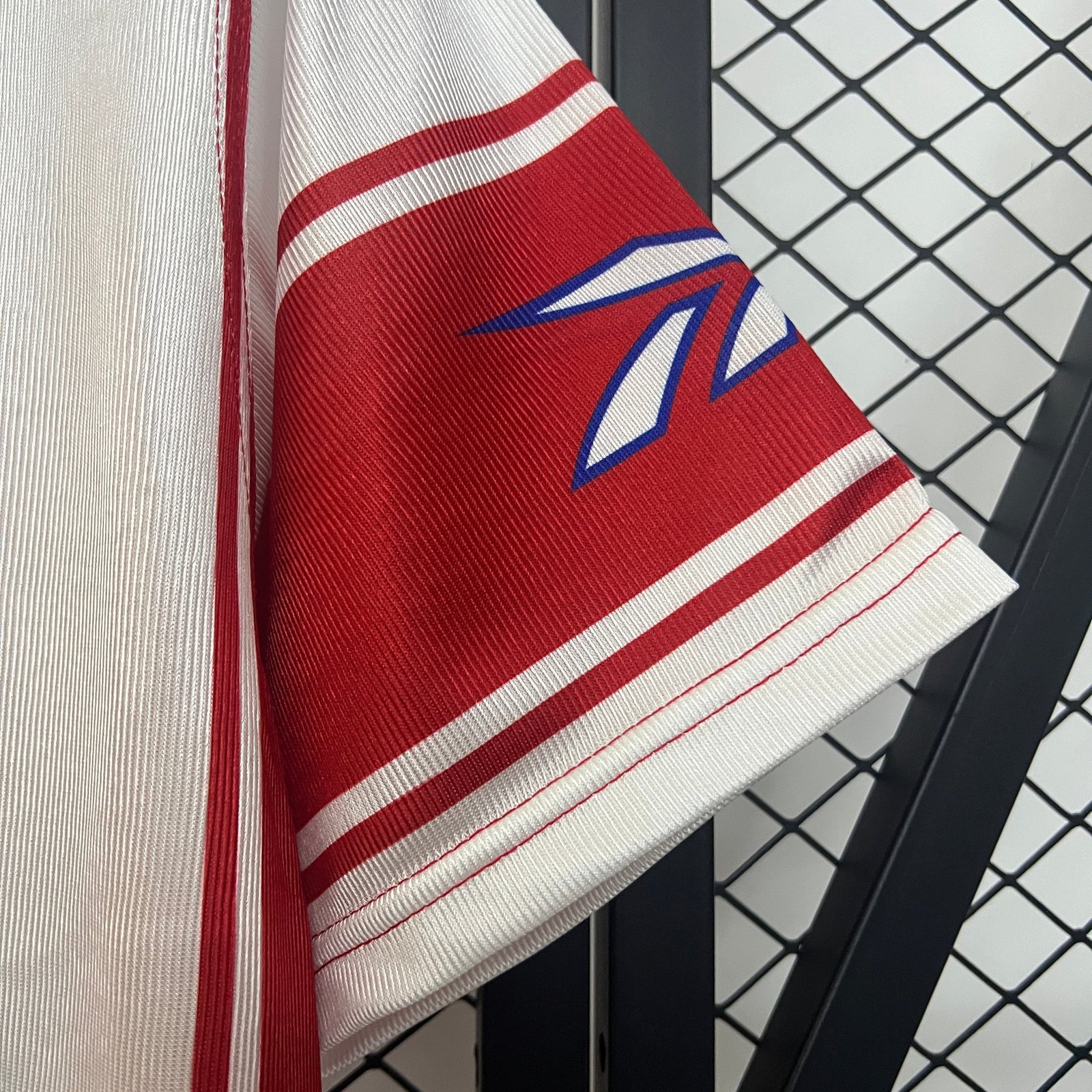 CAMISETA PRIMERA EQUIPACIÓN ATLÉTICO DE MADRID 1999/00 - Imagen 4