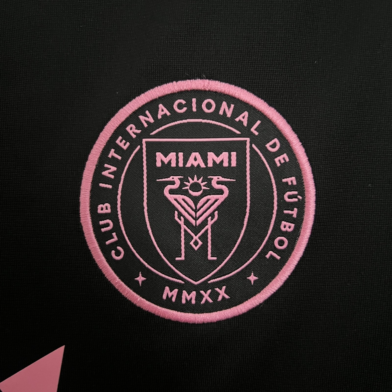 CAMISETA SEGUNDA EQUIPACIÓN INTER DE MIAMI 2025 VERSIÓN FAN - Imagen 4