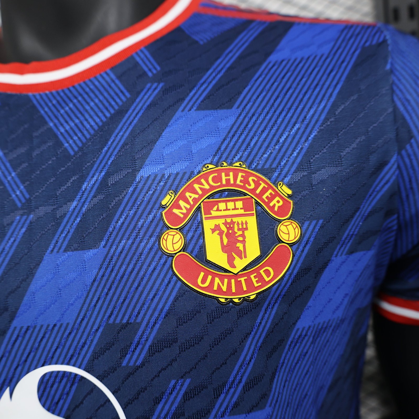 CAMISETA CONCEPTO MANCHESTER UNITED 24/25 VERSIÓN JUGADOR - Imagen 4