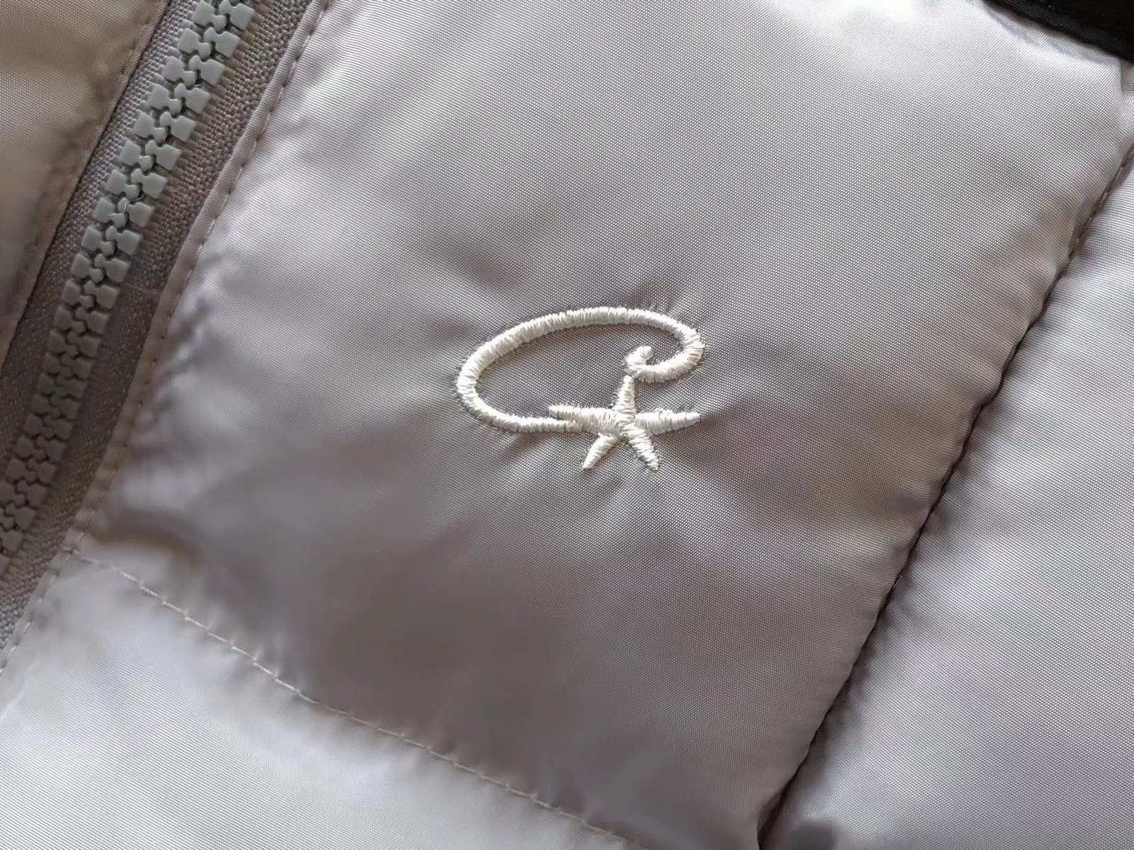 BOLO BODYWARMA VEST CORTEIZ - Imagen 3