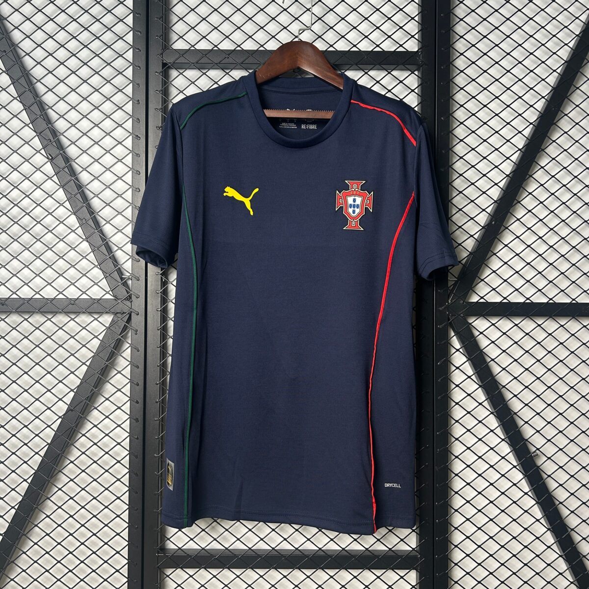 CAMISETA ENTRENAMIENTO PORTUGAL 2025 VERSIÓN FAN