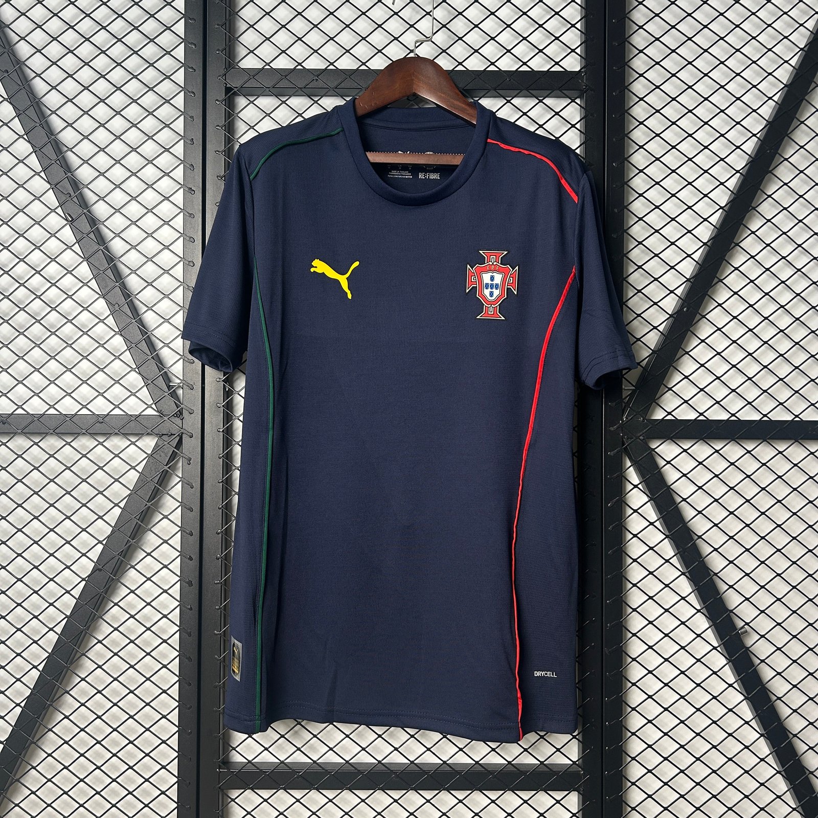 CAMISETA ENTRENAMIENTO PORTUGAL 2025 VERSIÓN FAN
