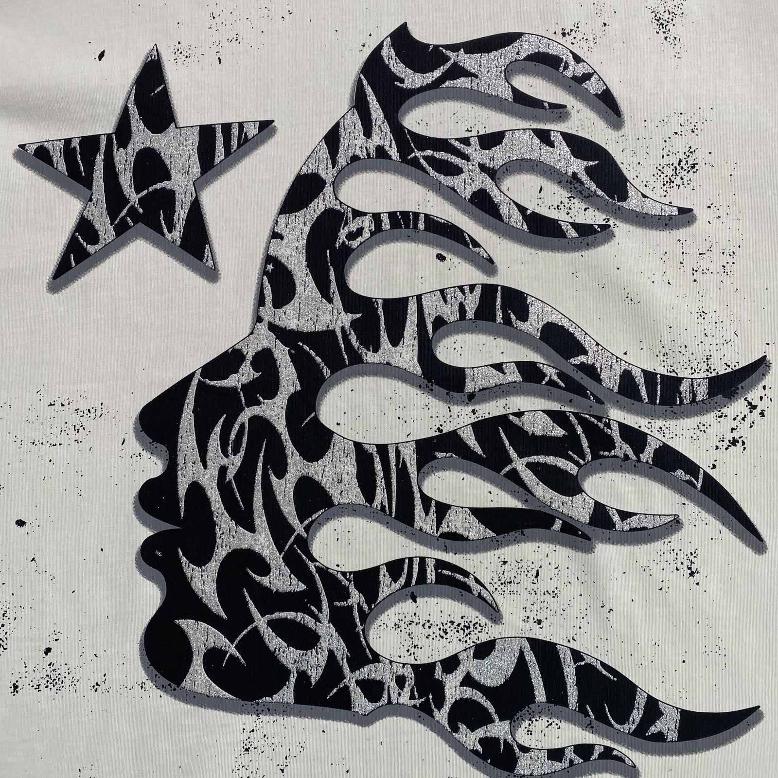 HELLSTAR THORN GLITTER T-SHIRT - Imagen 5