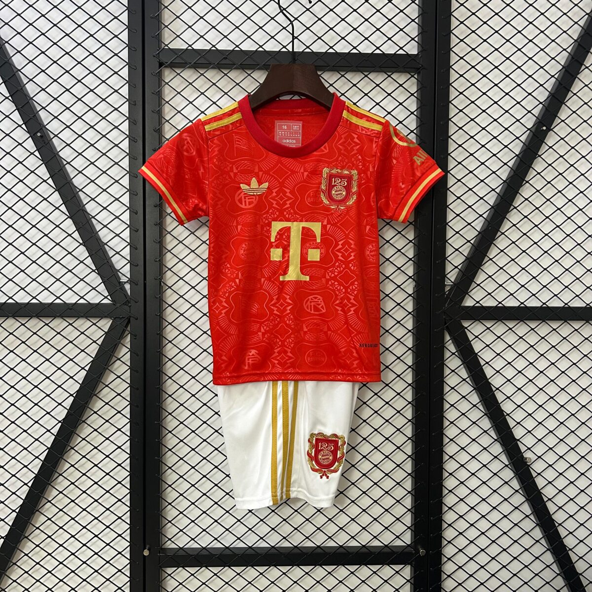 CAMISETA EDICIÓN ESPECIAL BAYERN MUNICH 24/25 VERSIÓN INFANTIL