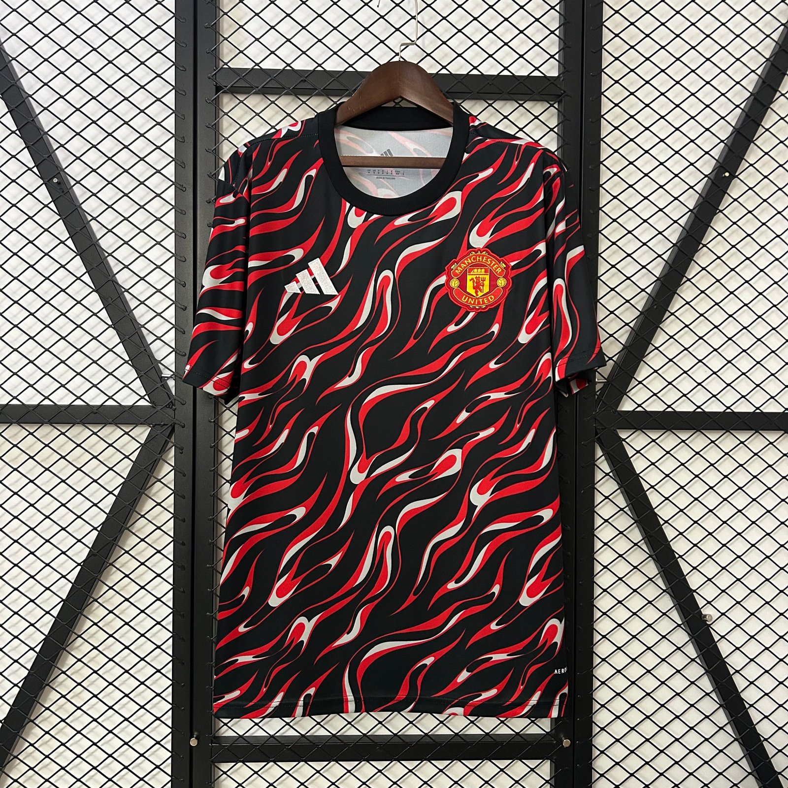 CAMISETA ENTRENAMIENTO MANCHESTER UNITED 24/25 VERSIÓN FAN