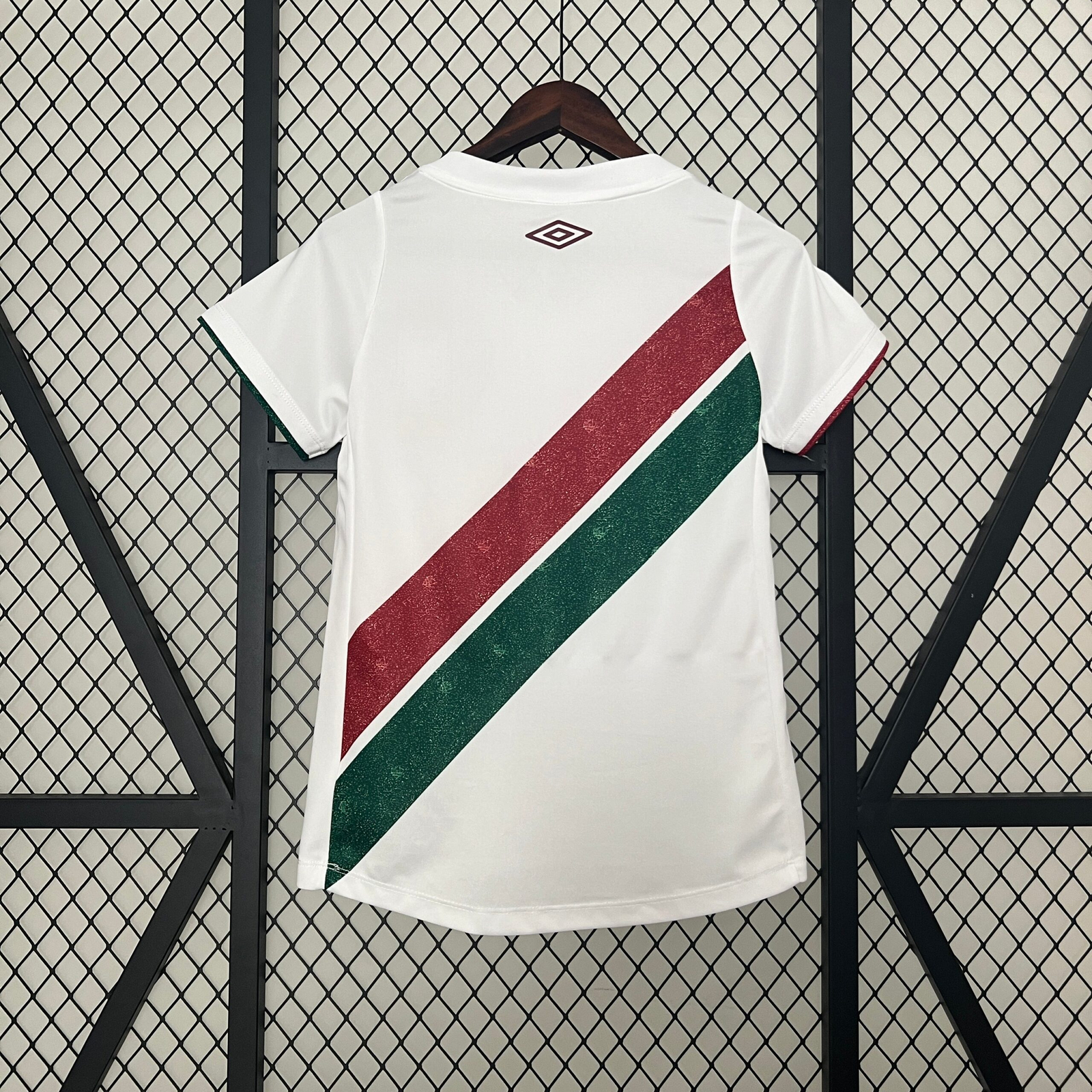 CAMISETA SEGUNDA EQUIPACIÓN FLUMINENSE 2024 VERSIÓN FEMENINA - Imagen 9