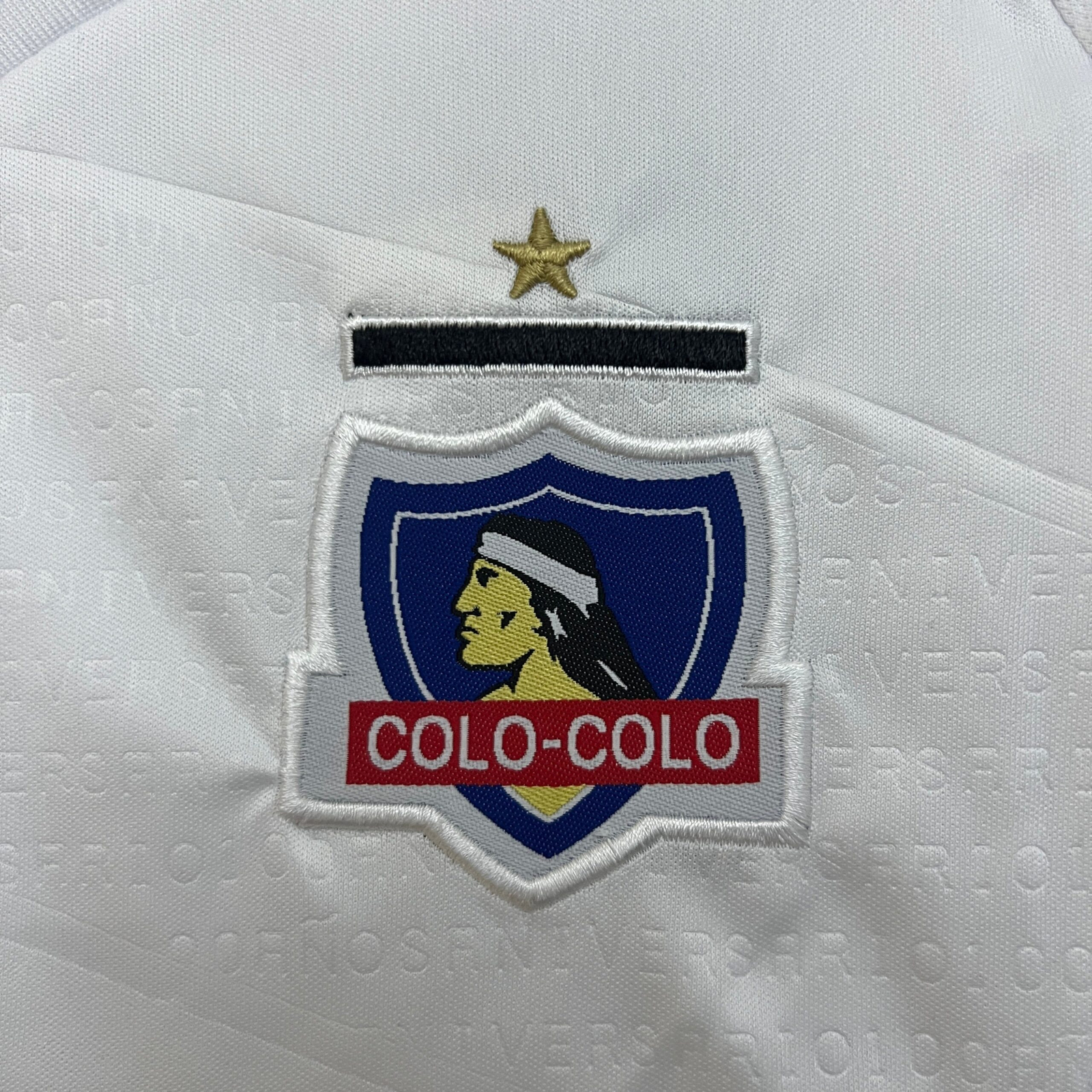 CAMISETA PRIMERA EQUIPACIÓN COLO COLO 2025 VERSIÓN INFANTIL - Imagen 4