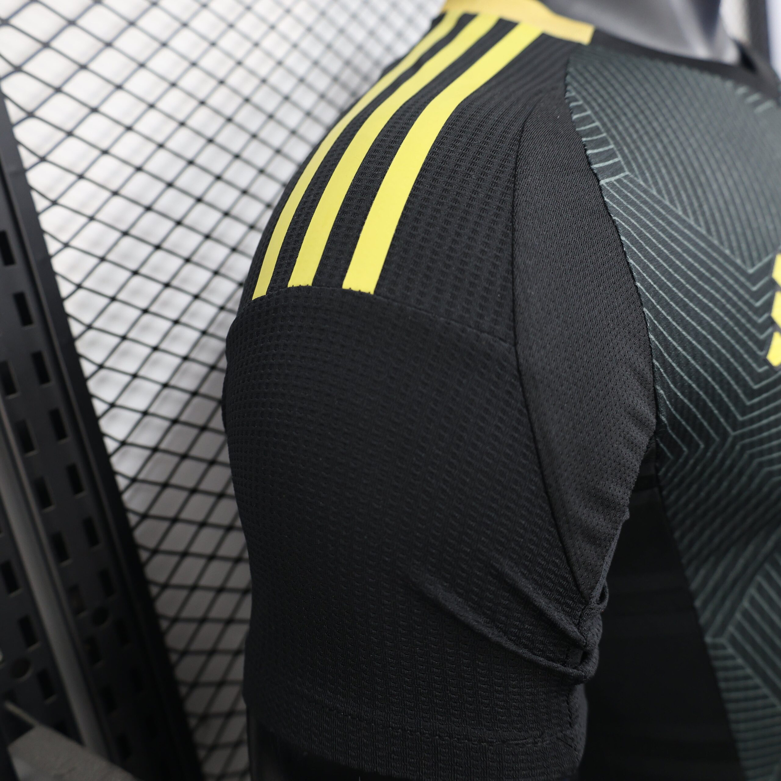 CAMISETA TERCERA EQUIPACIÓN AL AHLI 24/25 VERSIÓN JUGADOR - Imagen 5