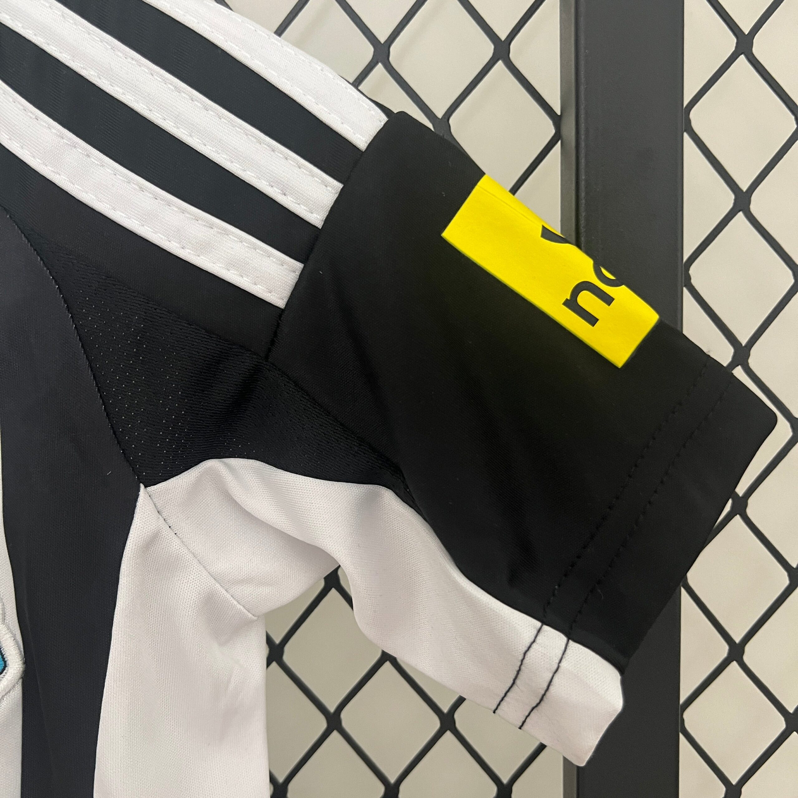 CAMISETA PRIMERA EQUIPACIÓN NEWCASTLE 24/25 VERSIÓN INFANTIL - Imagen 5