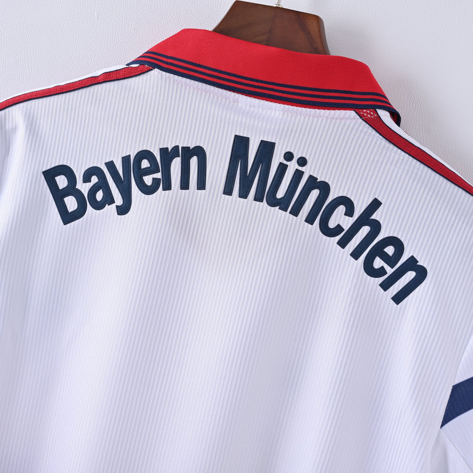 CAMISETA SEGUNDA EQUIPACIÓN BAYERN MUNICH 1998/00 - Imagen 9