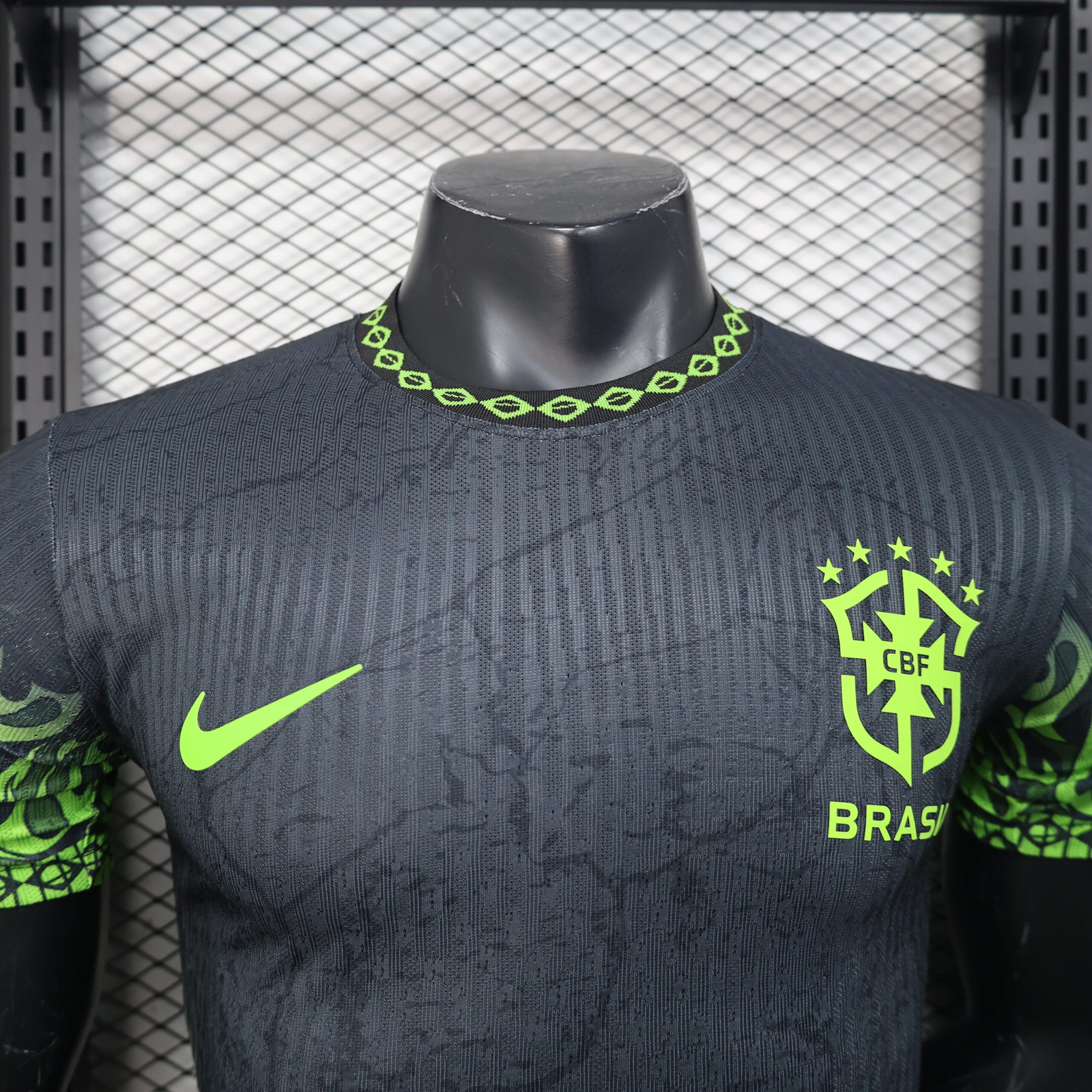 CAMISETA CONCEPTO BRASIL 2024 VERSIÓN JUGADOR - Imagen 2