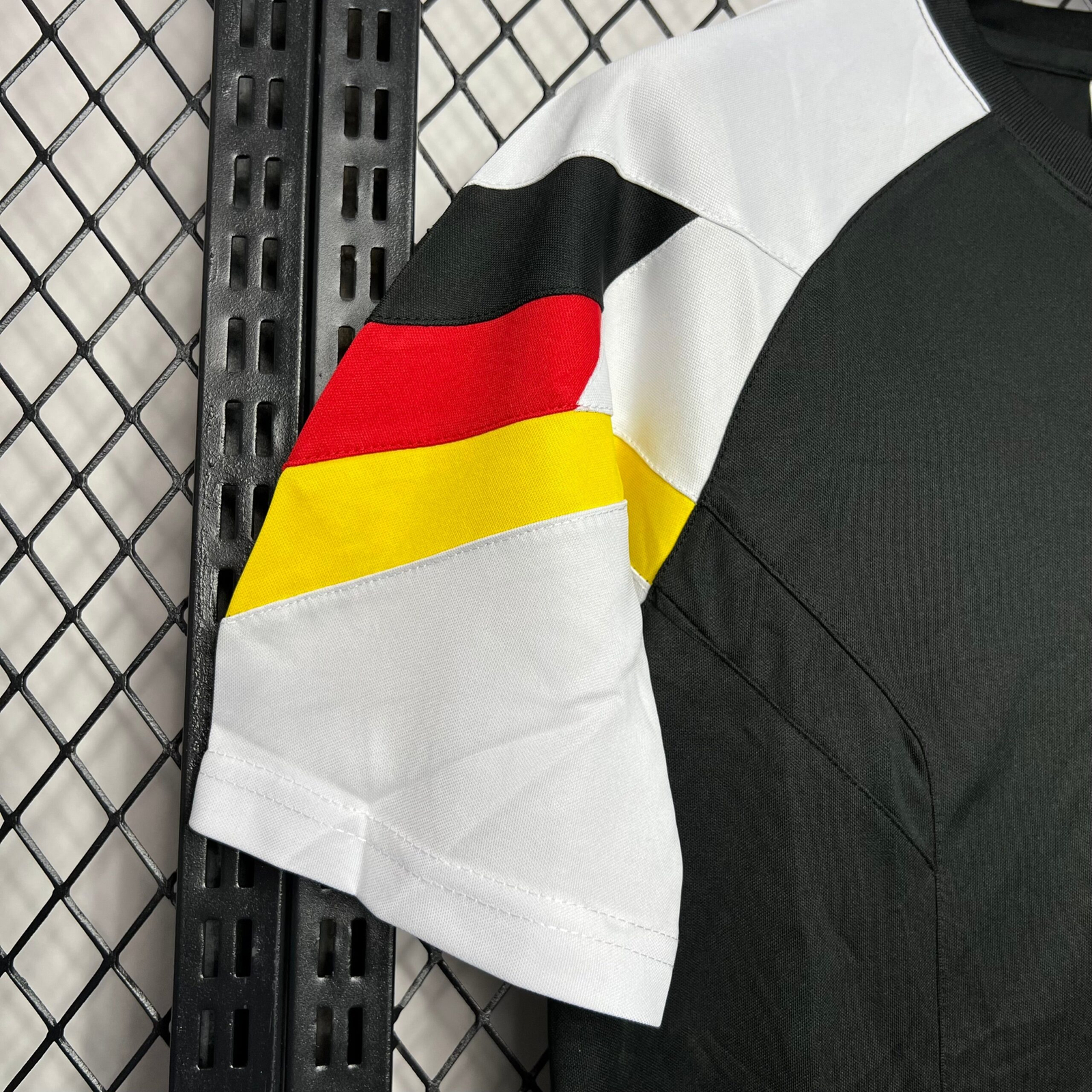 CAMISETA ENTRENAMIENTO ALEMANIA 2024 VERSIÓN FAN - Imagen 2