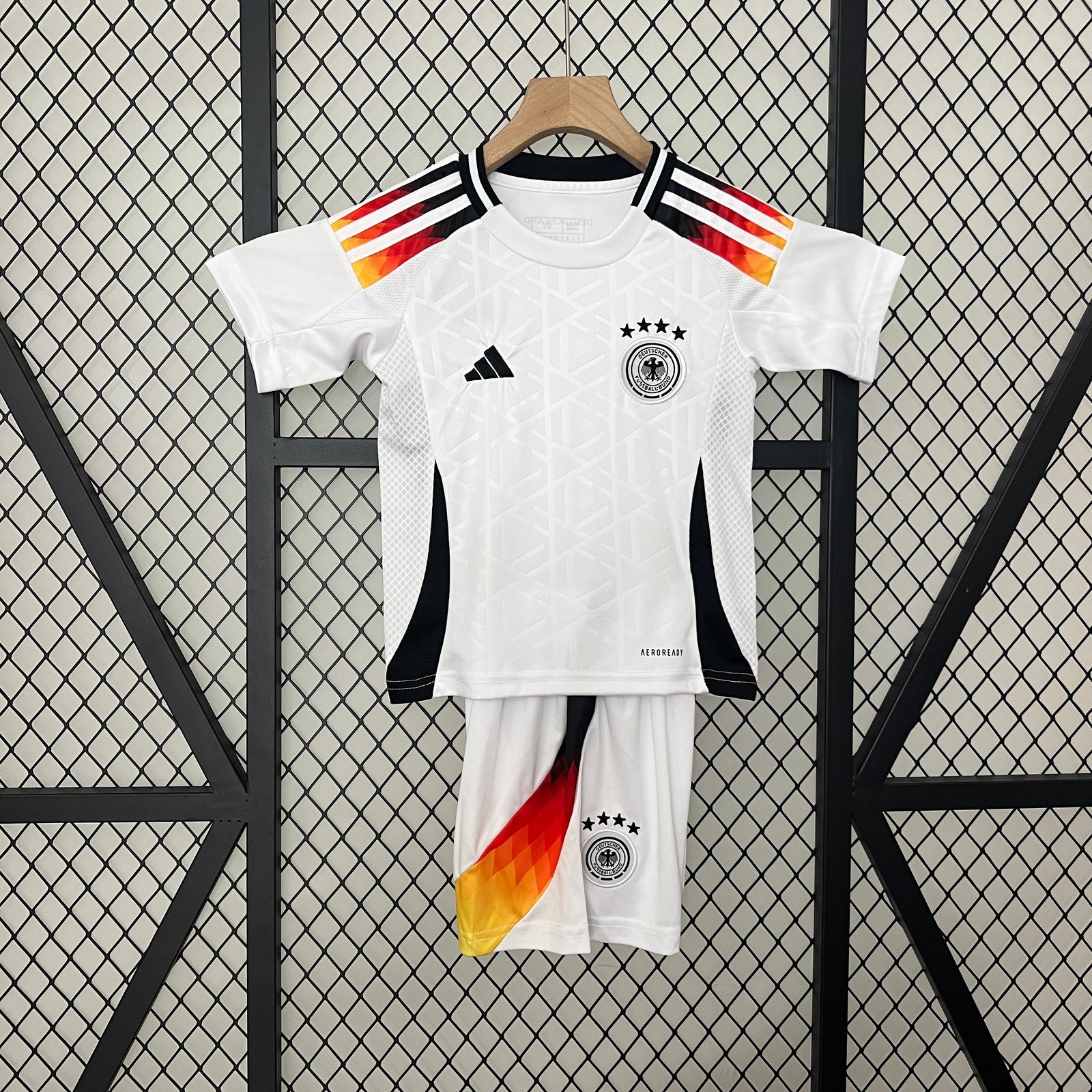 CAMISETA PRIMERA EQUIPACIÓN ALEMANIA 2024 VERSIÓN INFANTIL