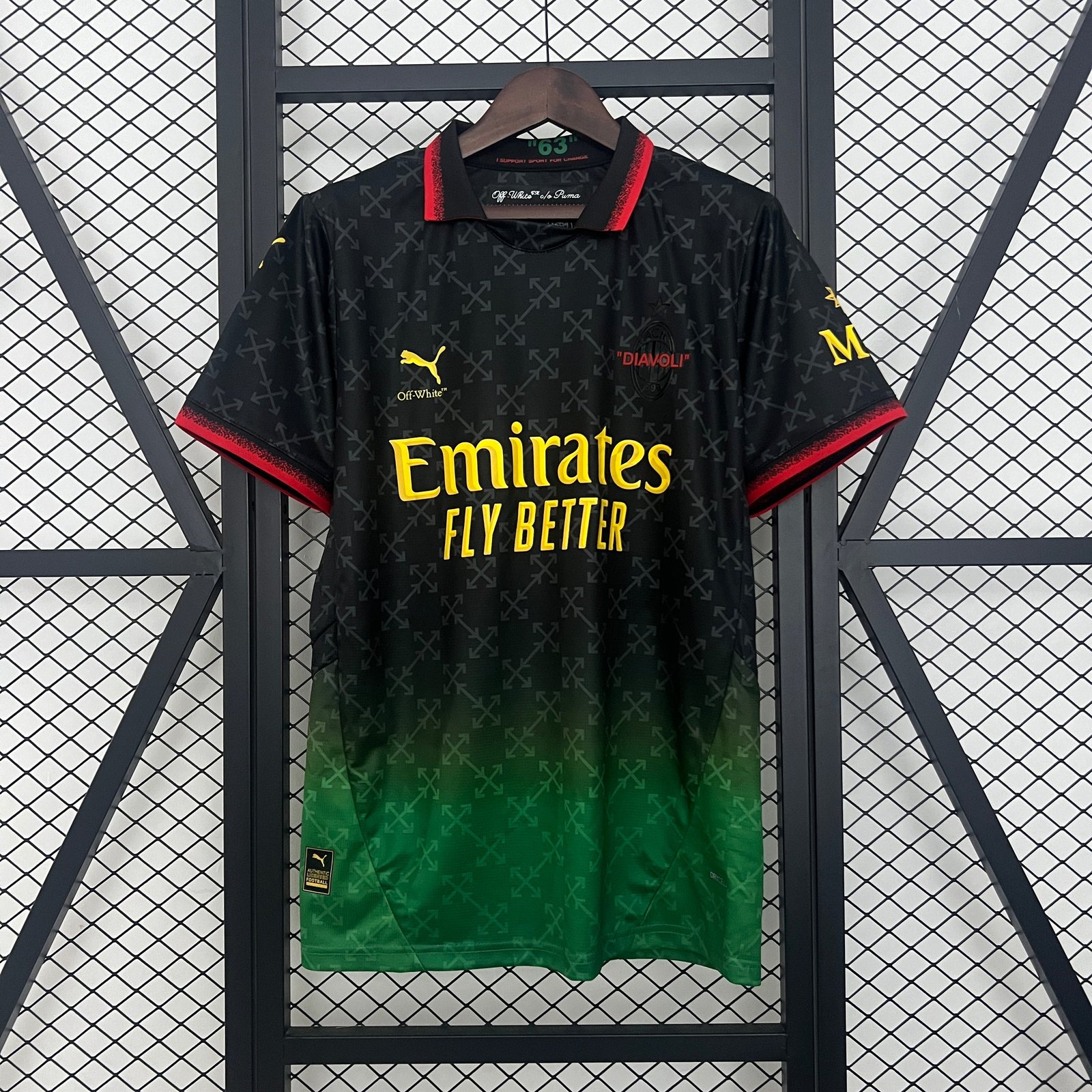 CAMISETA CUARTA EQUIPACIÓN AC MILAN 24/25 VERSIÓN FAN