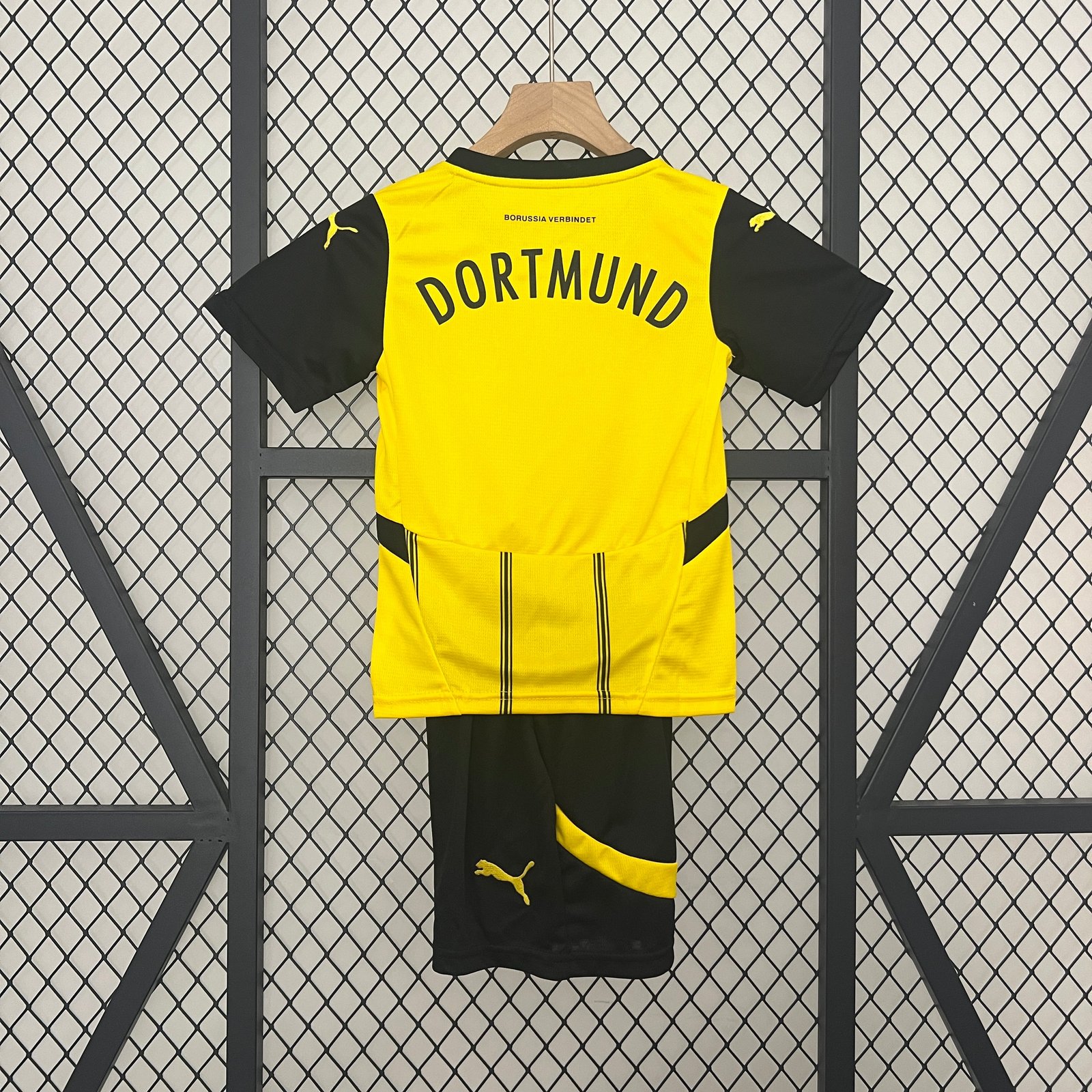 CAMISETA PRIMERA EQUIPACIÓN BORUSSIA DORTMUND 24/25 VERSIÓN INFANTIL - Imagen 8