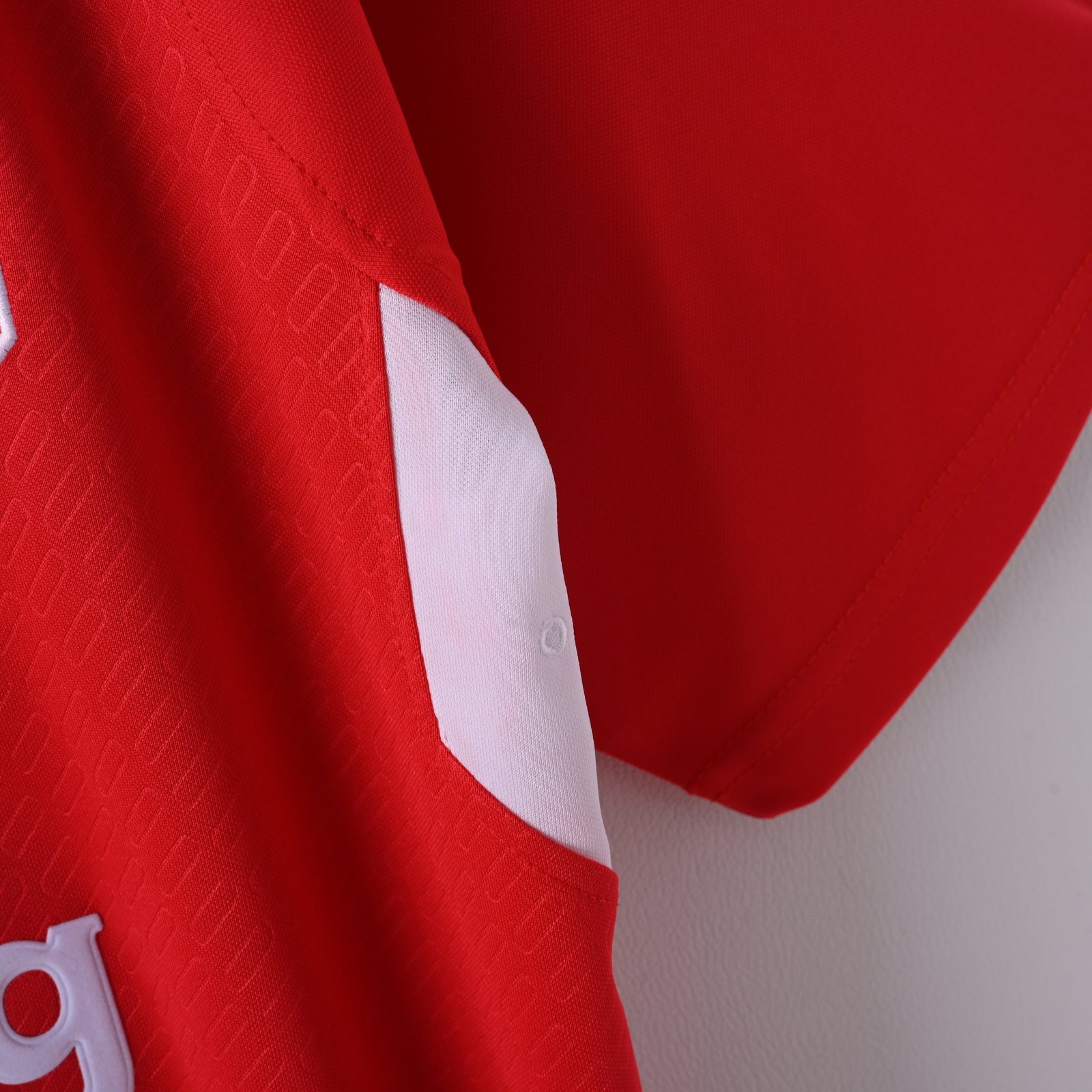 CAMISETA PRIMERA EQUIPACIÓN LIVERPOOL 2004/06 - Imagen 5