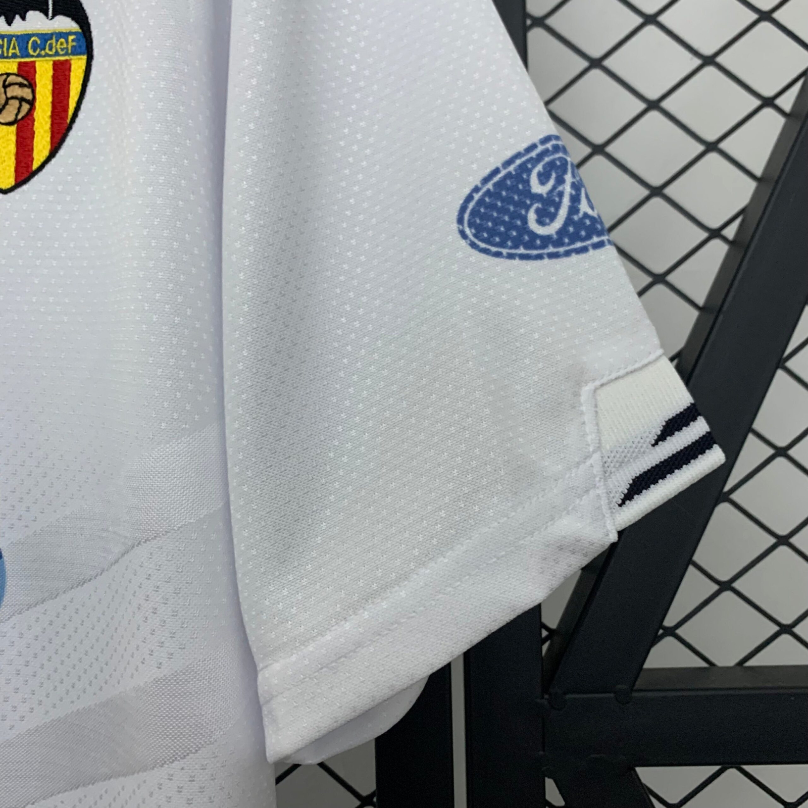 CAMISETA PRIMERA EQUIPACIÓN VALENCIA 1995/96 - Imagen 5