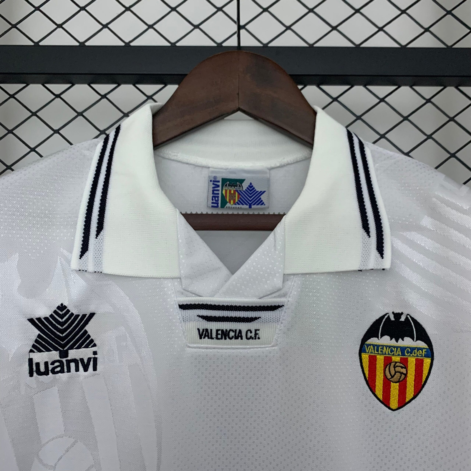 CAMISETA PRIMERA EQUIPACIÓN VALENCIA 1995/96 - Imagen 2