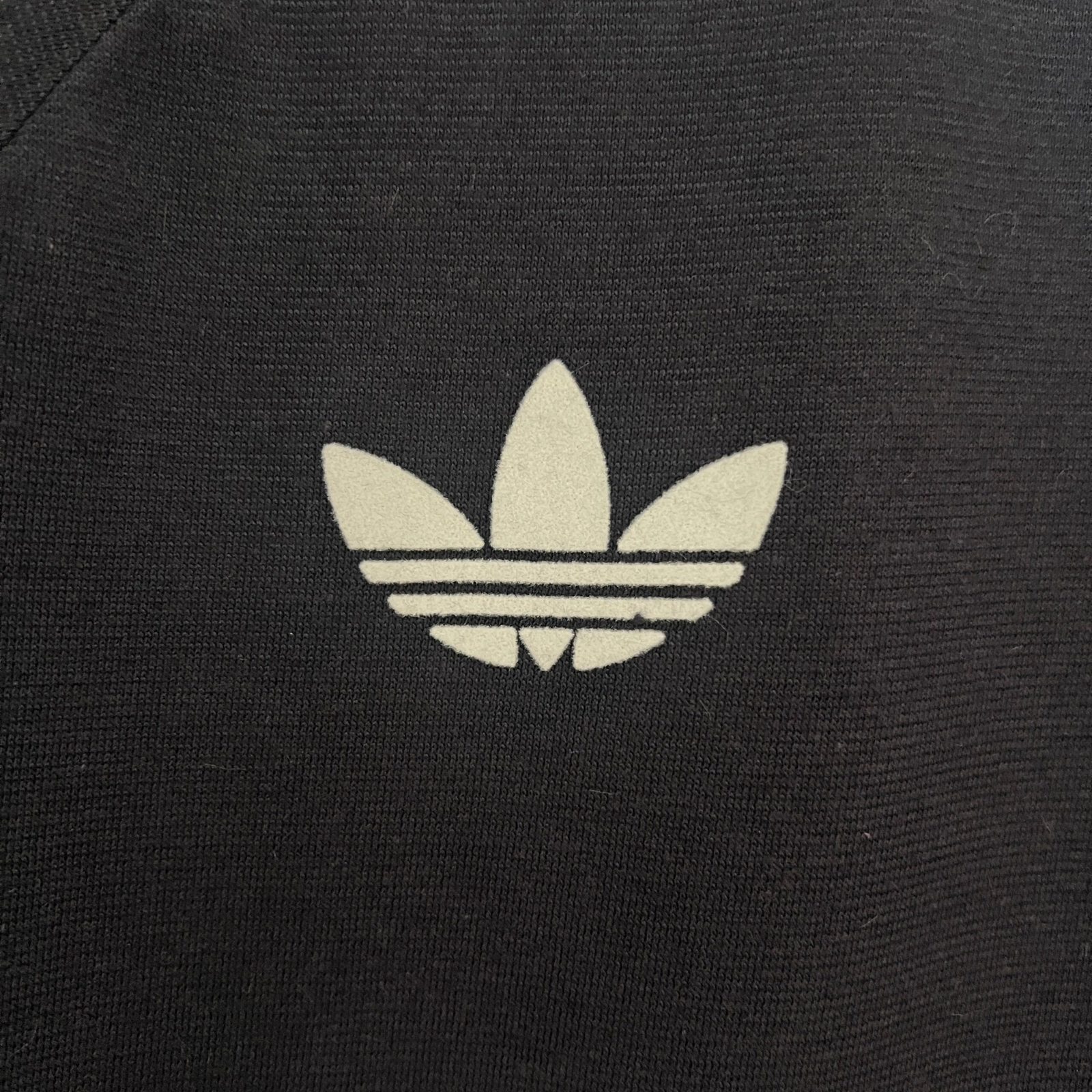 POLERA DE SALIDA ALEMANIA 2024 VERSIÓN FAN - Imagen 3