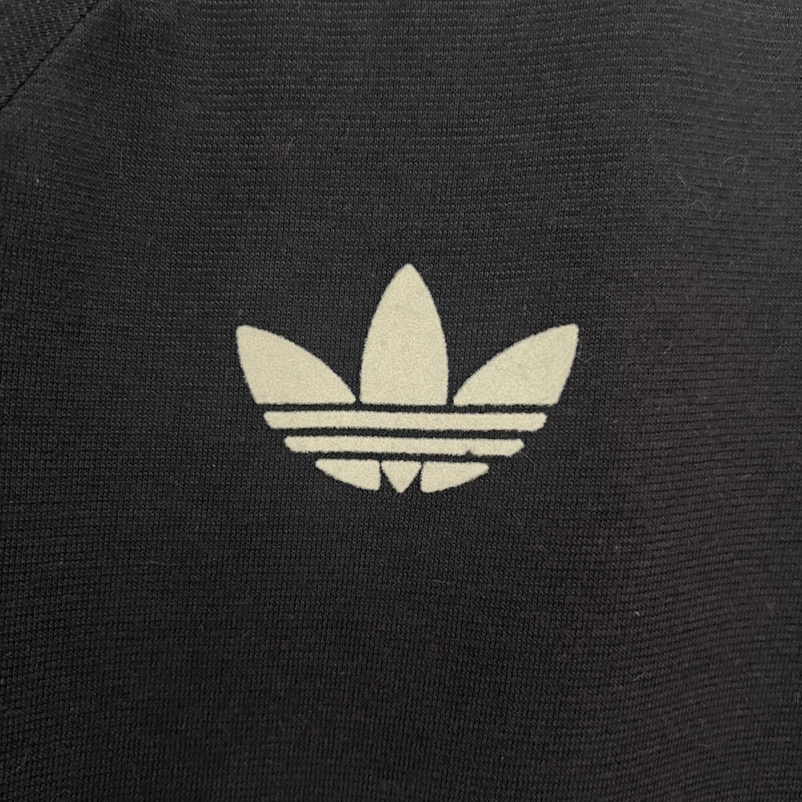 POLERA DE SALIDA ALEMANIA 2024 VERSIÓN FAN - Imagen 3