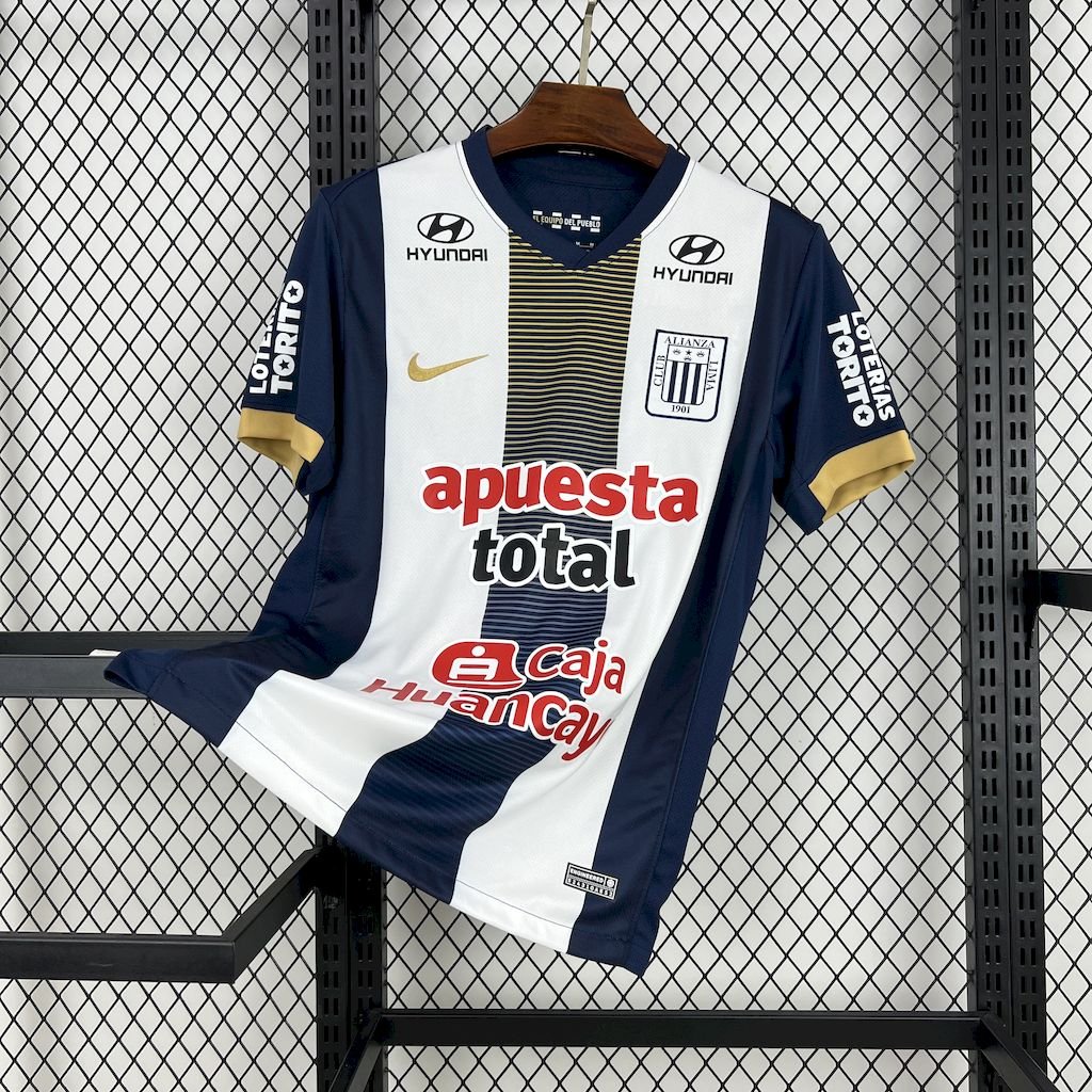 CAMISETA PRIMERA EQUIPACIÓN ALIANZA LIMA 2025 VERSIÓN FAN