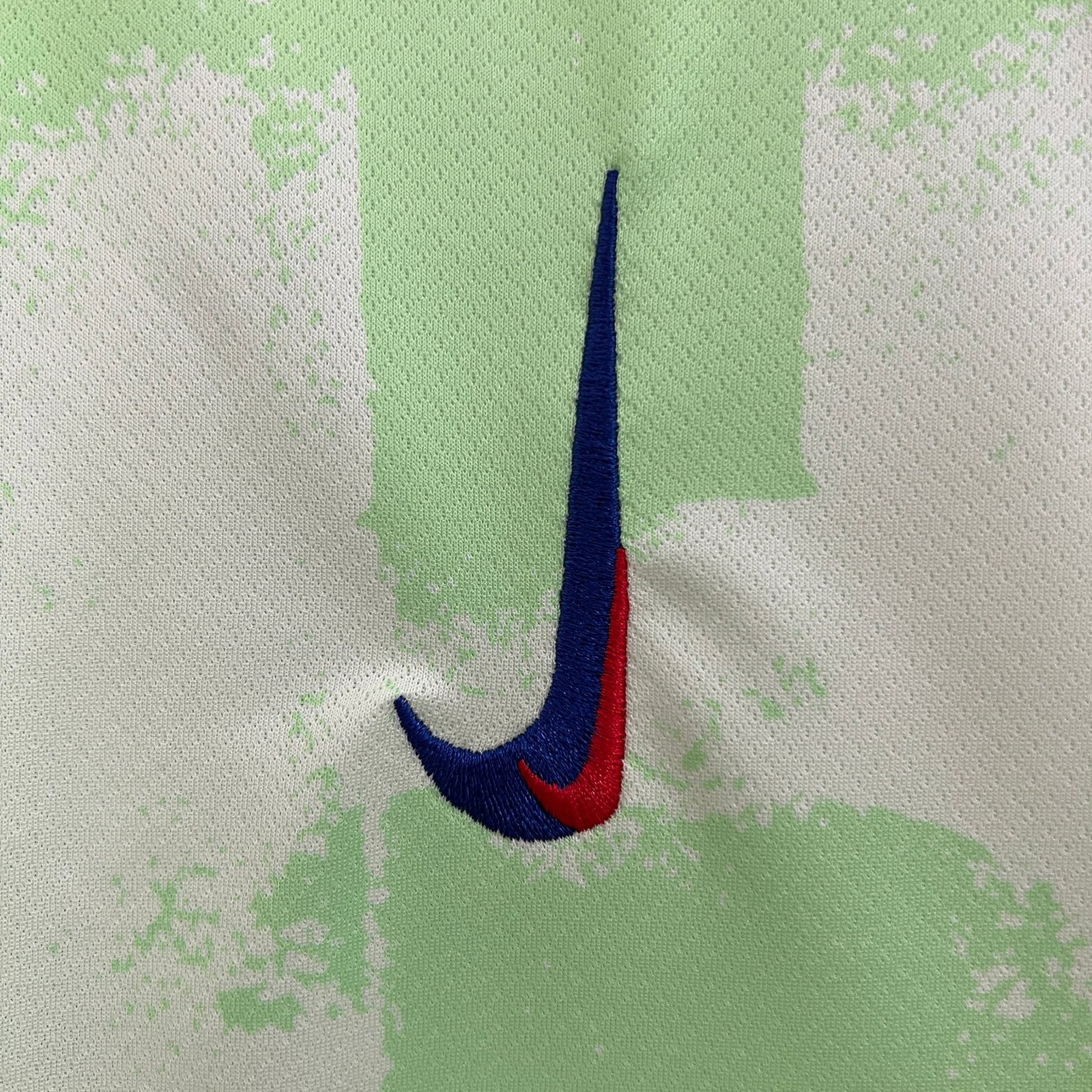 CAMISETA TERCERA EQUIPACIÓN BARCELONA 24/25 VERSIÓN FAN - Imagen 3