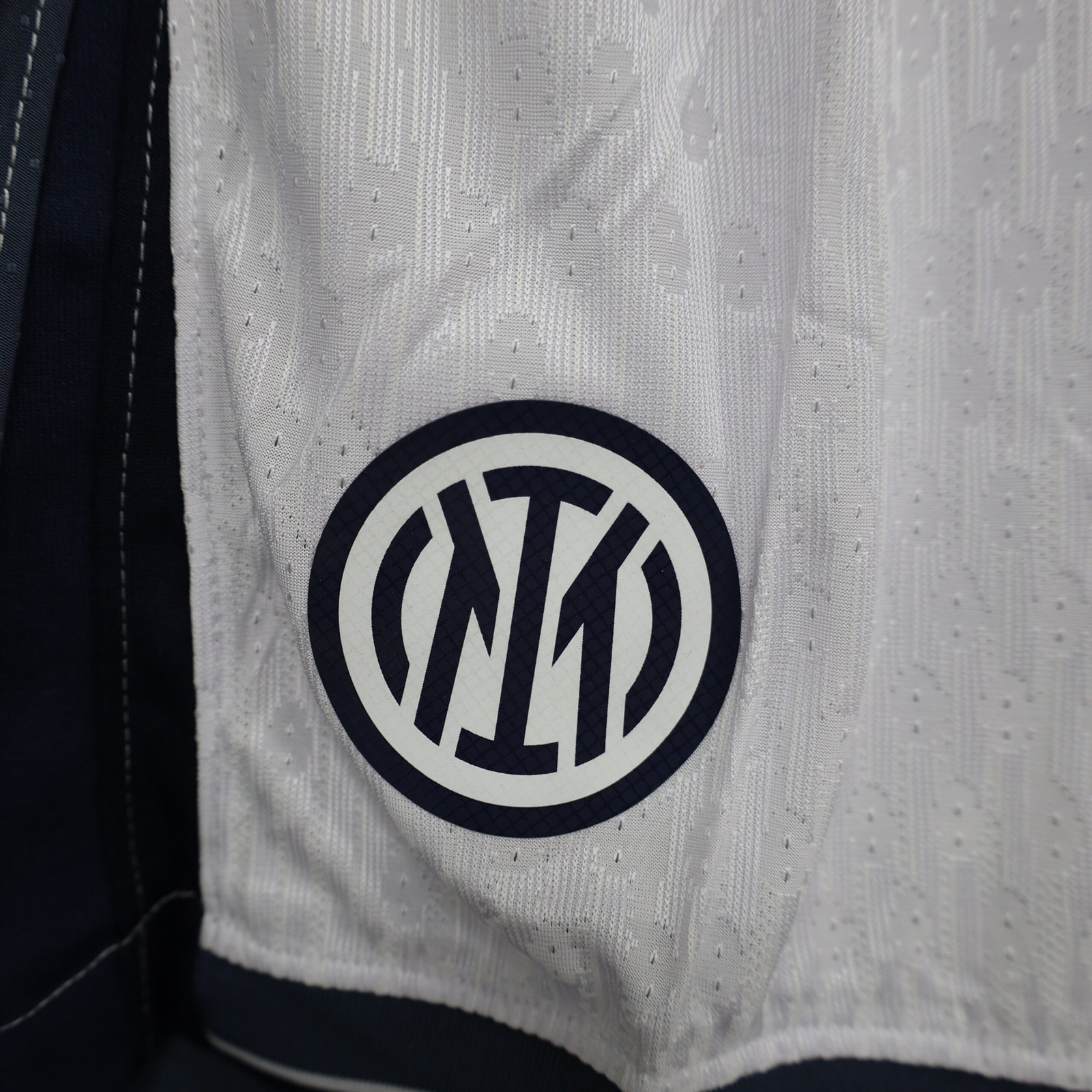 SHORTS SEGUNDA EQUIPACIÓN INTER DE MILAN 24/25 VERSIÓN JUGADOR - Imagen 3