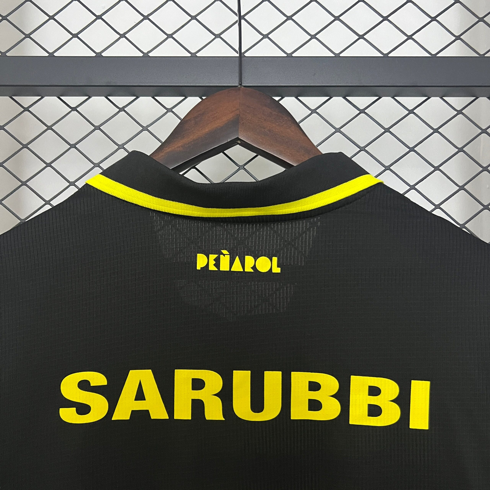 CAMISETA SEGUNDA EQUIPACIÓN PEÑAROL 2024 VERSIÓN FAN - Imagen 9