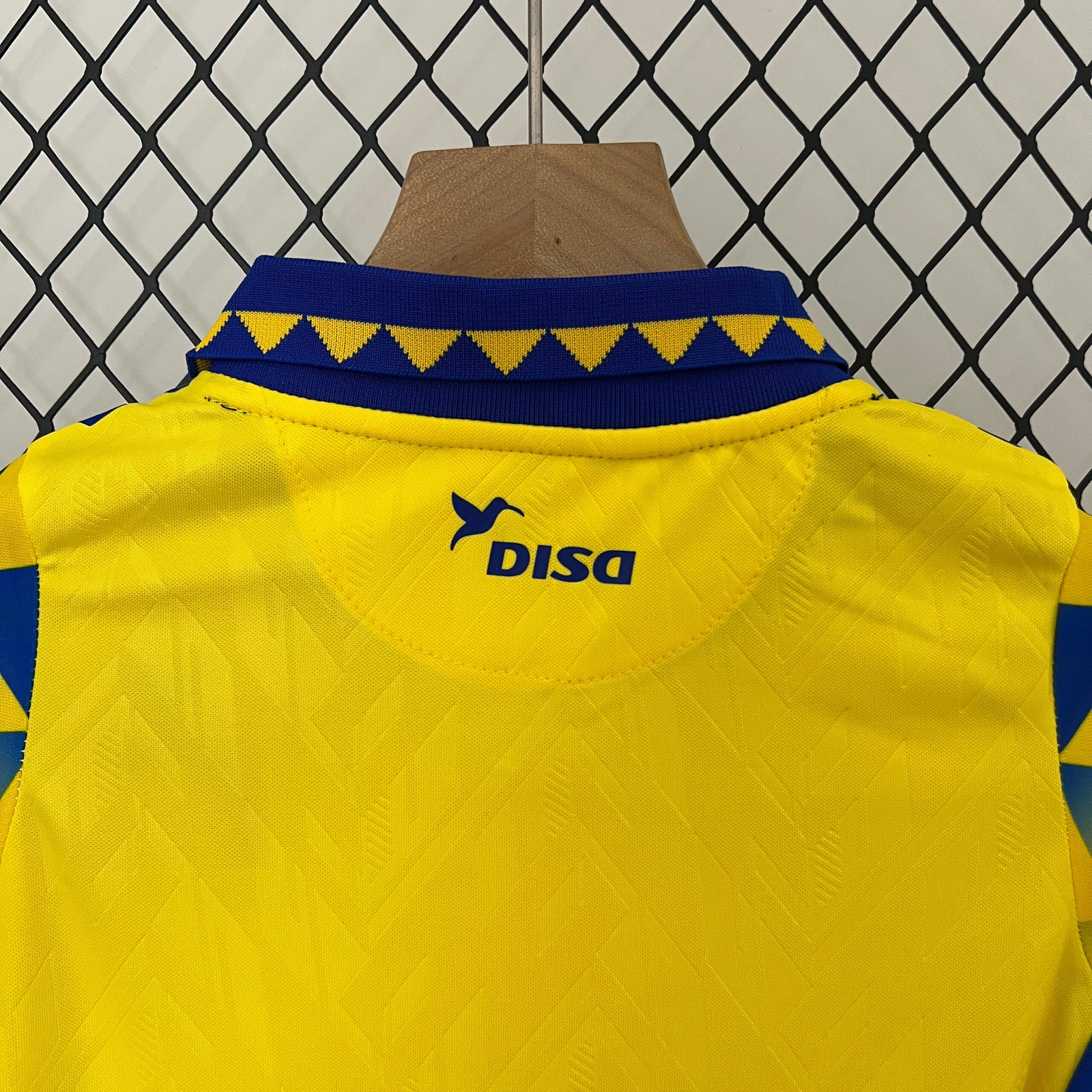 CAMISETA PRIMERA EQUIPACIÓN U. D. LAS PALMAS 24/25 VERSIÓN INFANTIL - Imagen 10