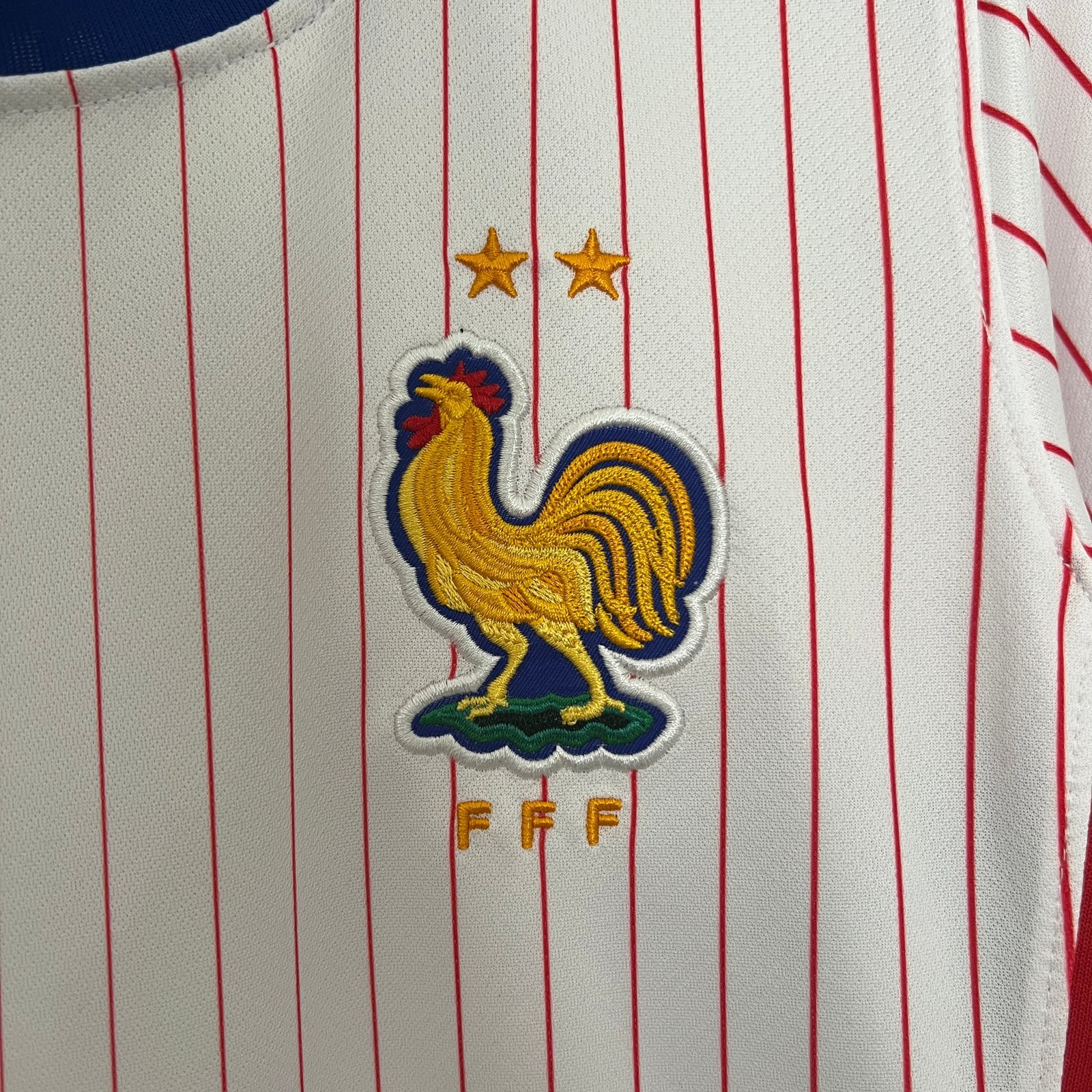 CAMISETA SEGUNDA EQUIPACIÓN FRANCIA 2024 VERSIÓN FEMENINA - Imagen 4