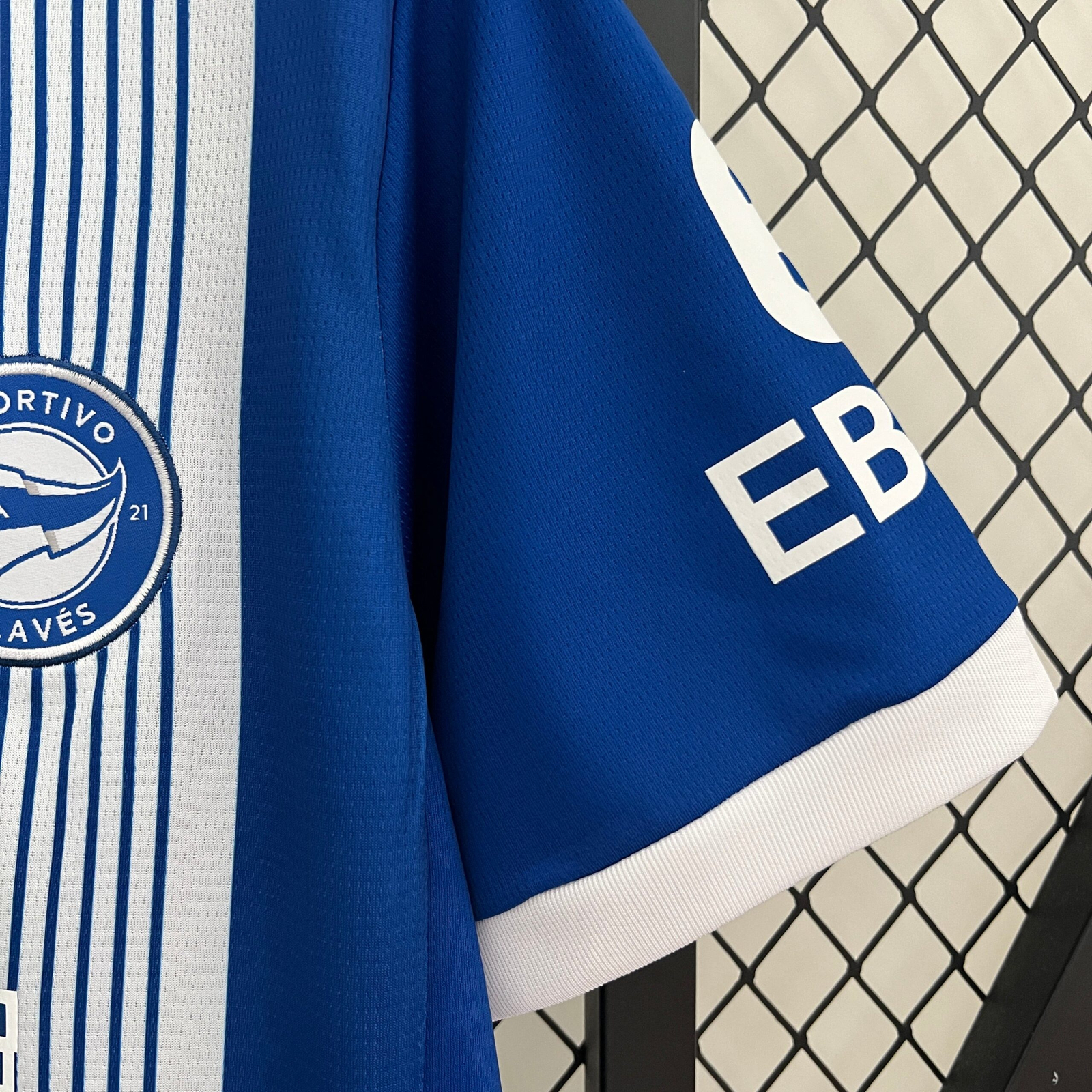 CAMISETA PRIMERA EQUIPACIÓN ALAVÉS 24/25 VERSIÓN FAN - Imagen 5
