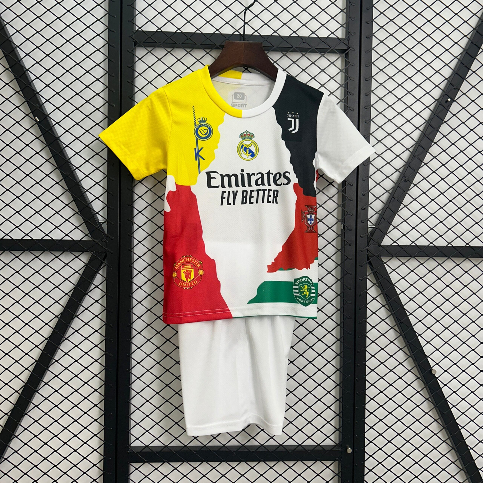 CAMISETA CONCEPTO CRISTIANO RONALDO VERSIÓN INFANTIL
